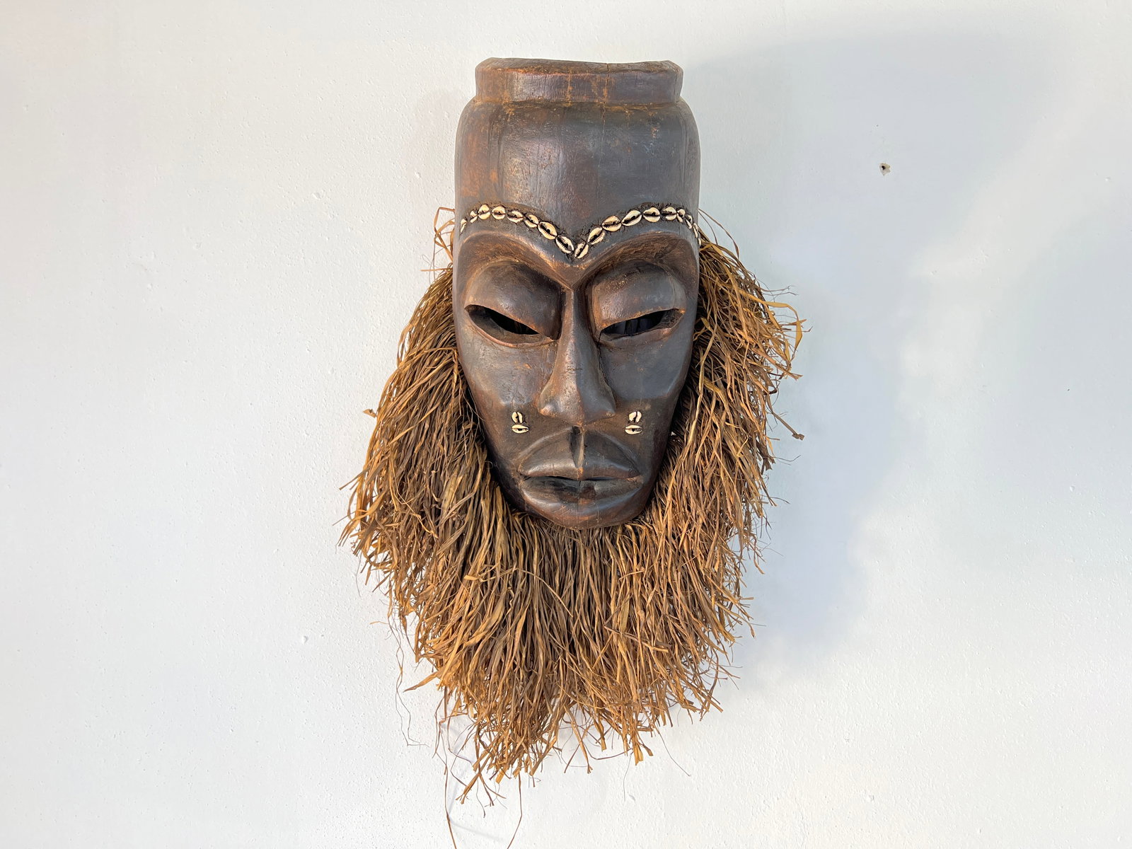 AFRICAN CARVED TRIBAL MASK (1 of 13)