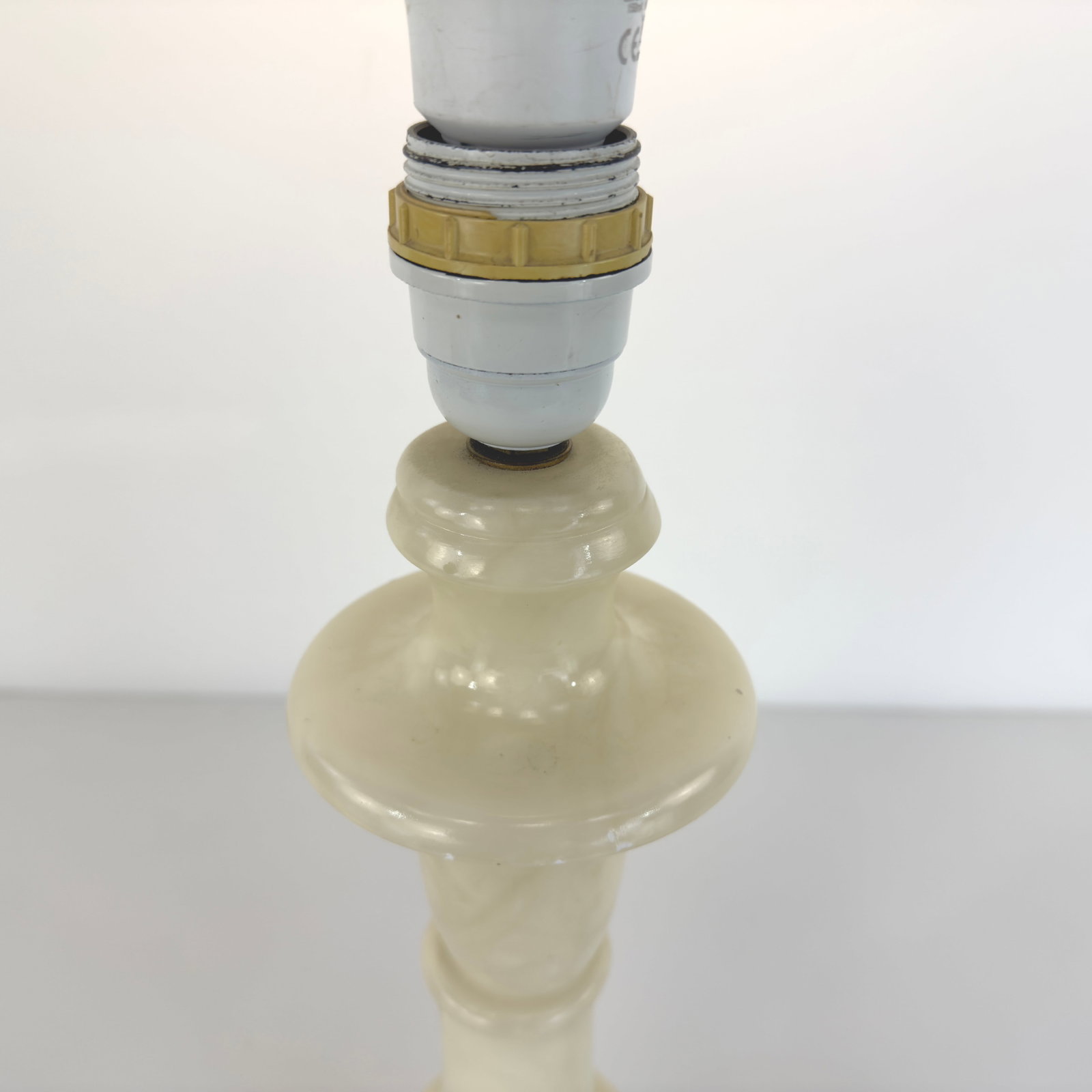 ALABASTER TABLE LAMP - 5