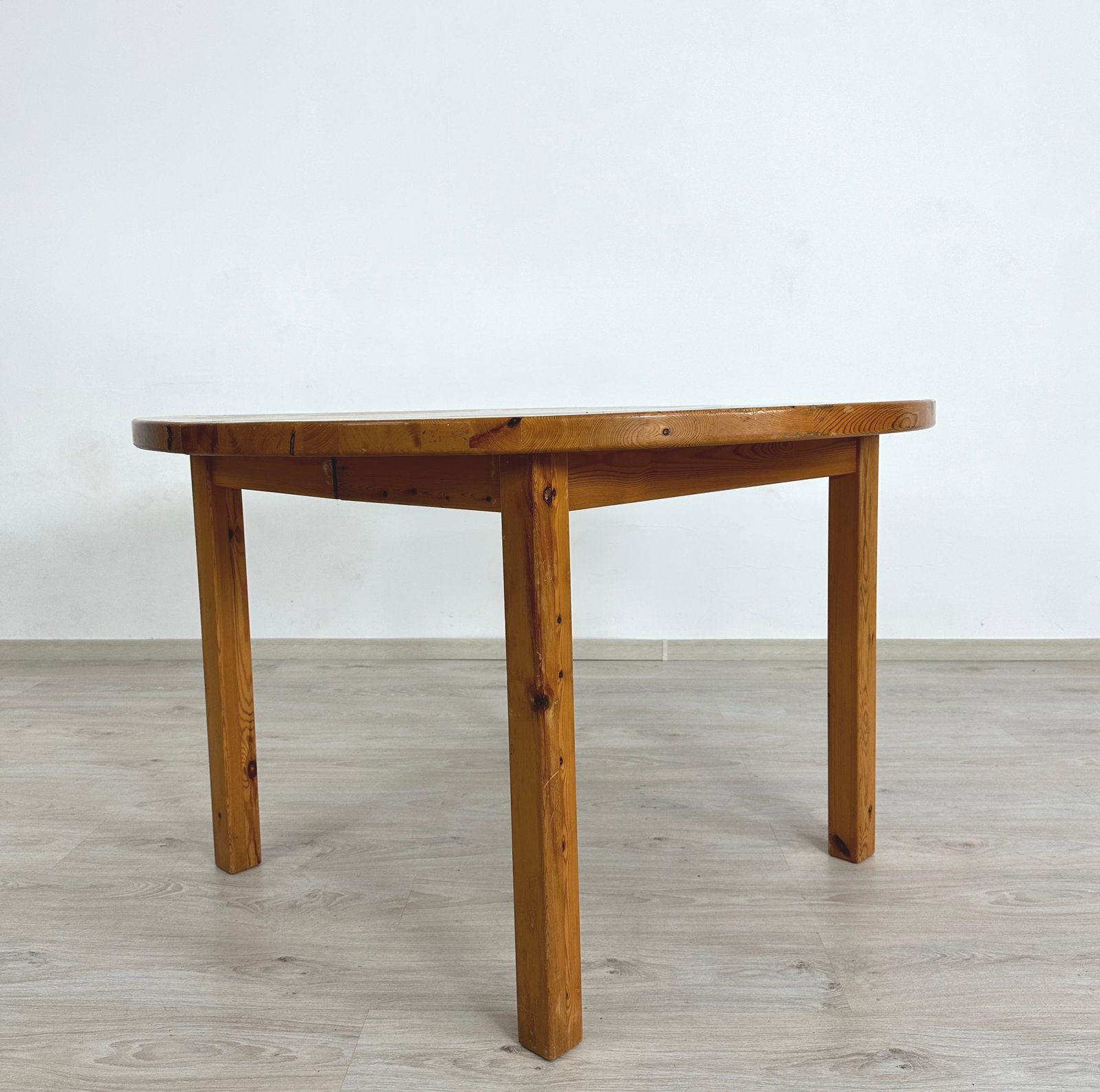 EXTENDABLE DANISH PINE DINING TABLE - 8