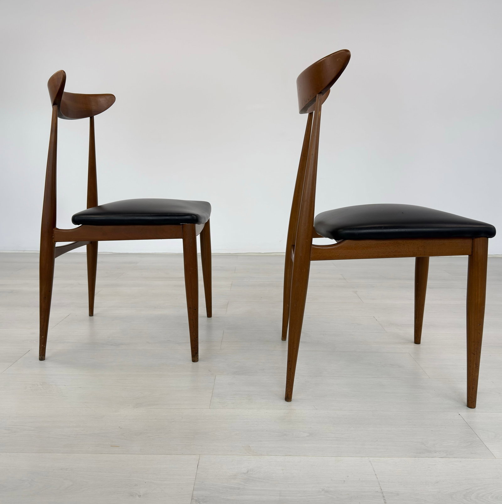 HARRY ØSTERGAARD DINING CHAIRS, A PAIR - 5