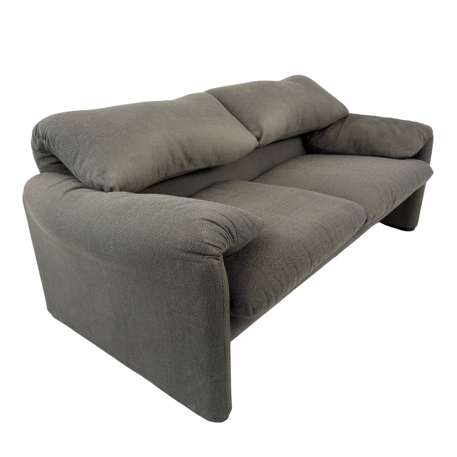 VICO MAGISTRETTI MARALUNGA TWO-SEATER SOFA (1 of 14)