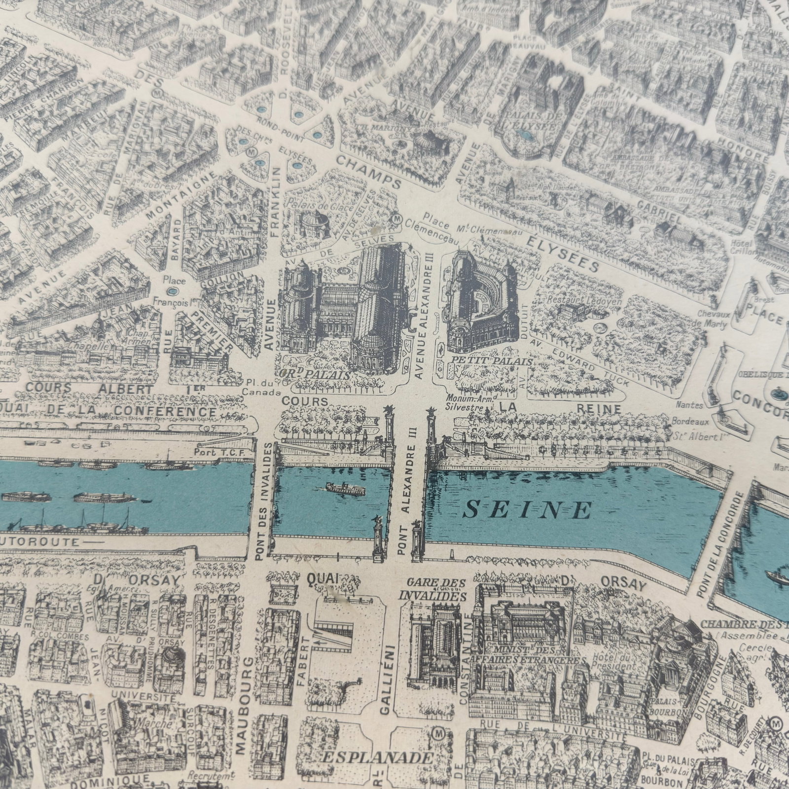 PLAN DE PARIS A VOL D’OESEAU MAP - 7