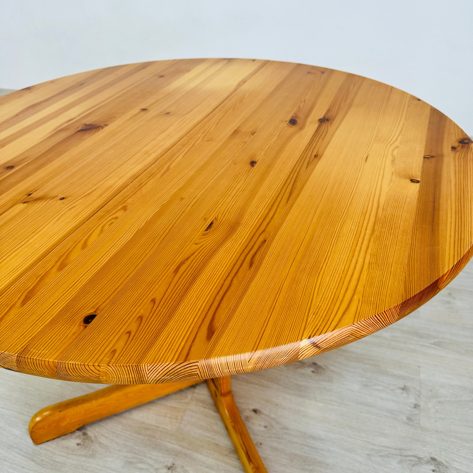RAINER DAUMILLER EXTENDABLE DINING TABLE - 5