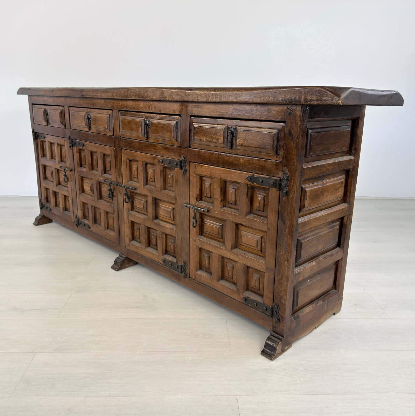 SPANISH BRUTALIST SIDEBOARD - 3
