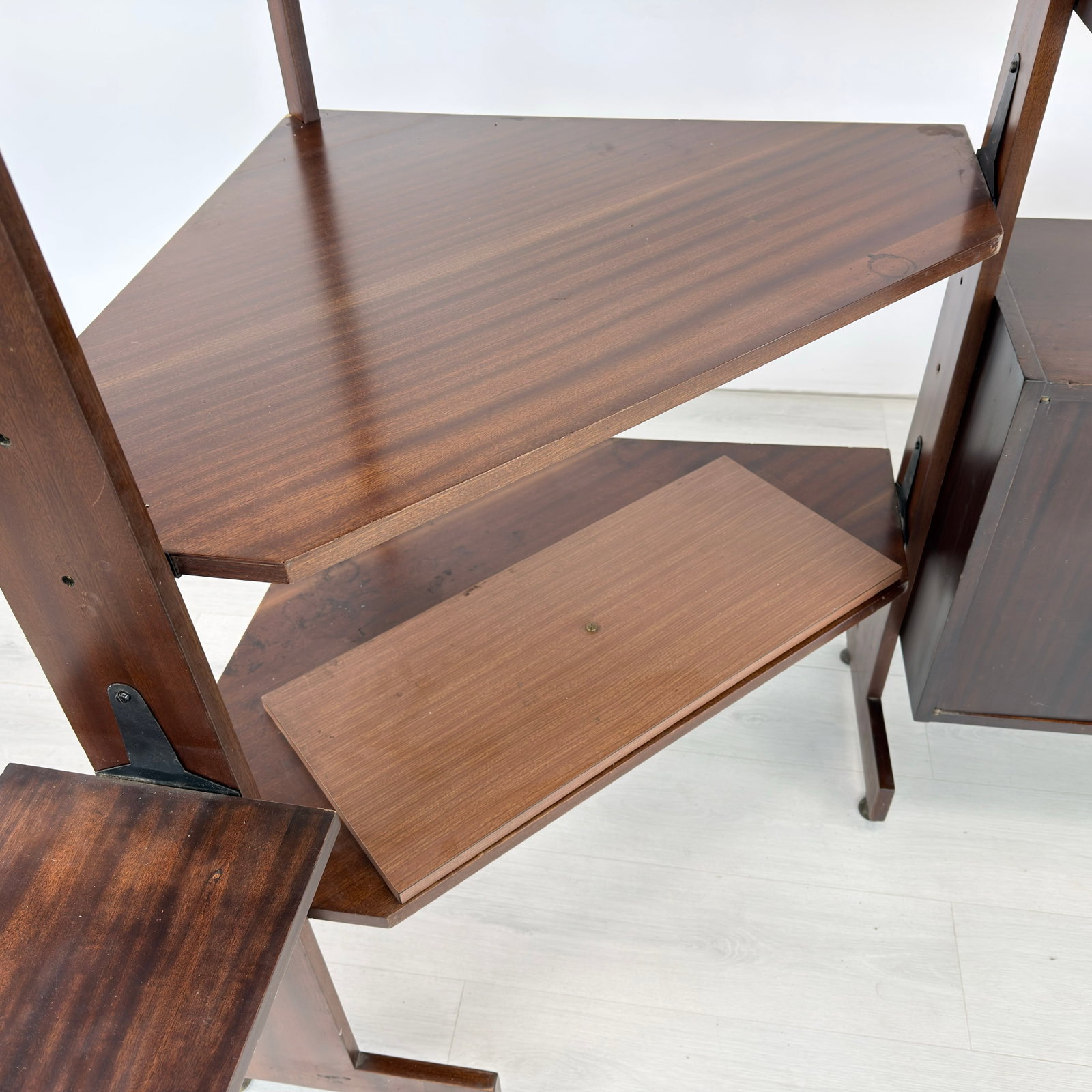 ITALIAN SHELVING UNIT 1960s - 18