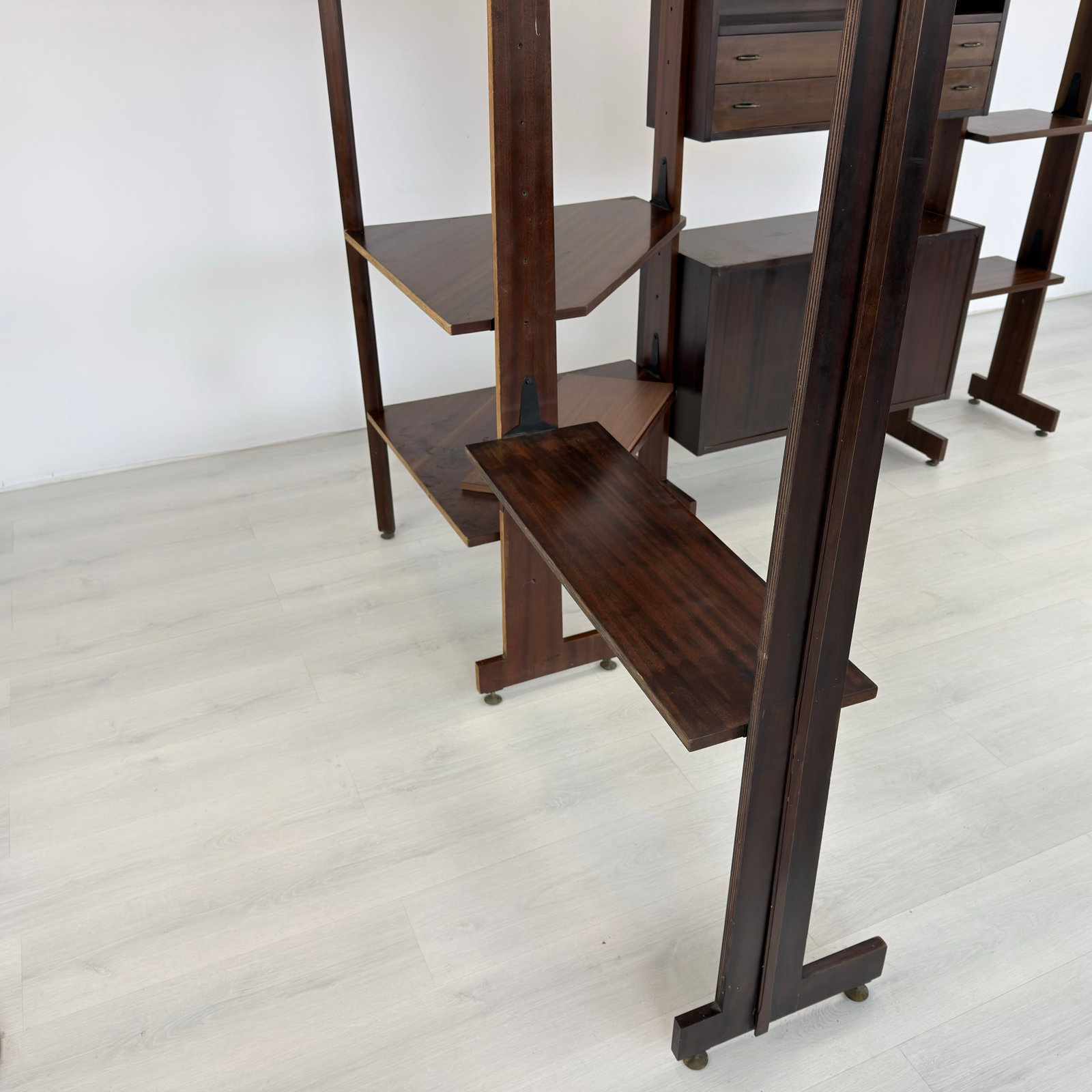 ITALIAN SHELVING UNIT 1960s - 4
