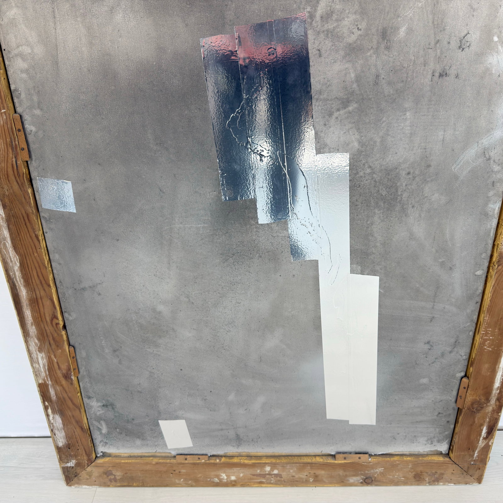 LOUIS PHILIPPE WALL MIRROR - 9