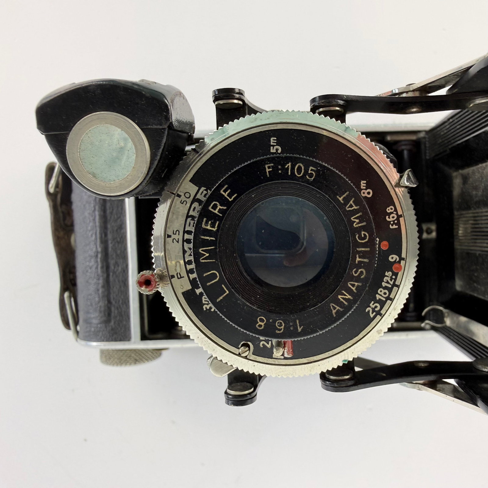 VINTAGE LUMIERE CAMERA - 3