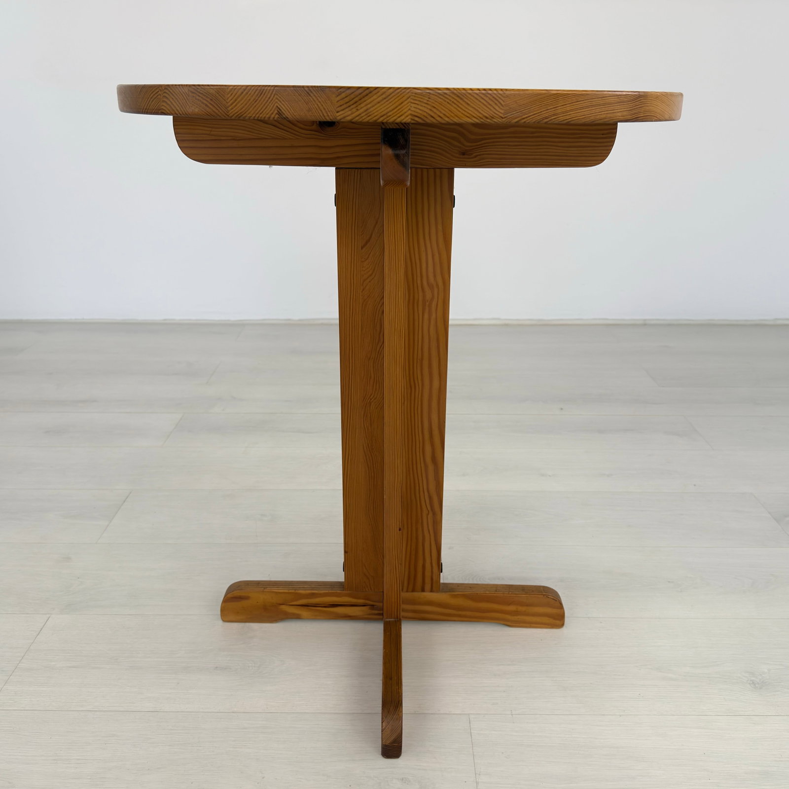 SCANDINAVIAN PINE BREAKFAST TABLE - 4