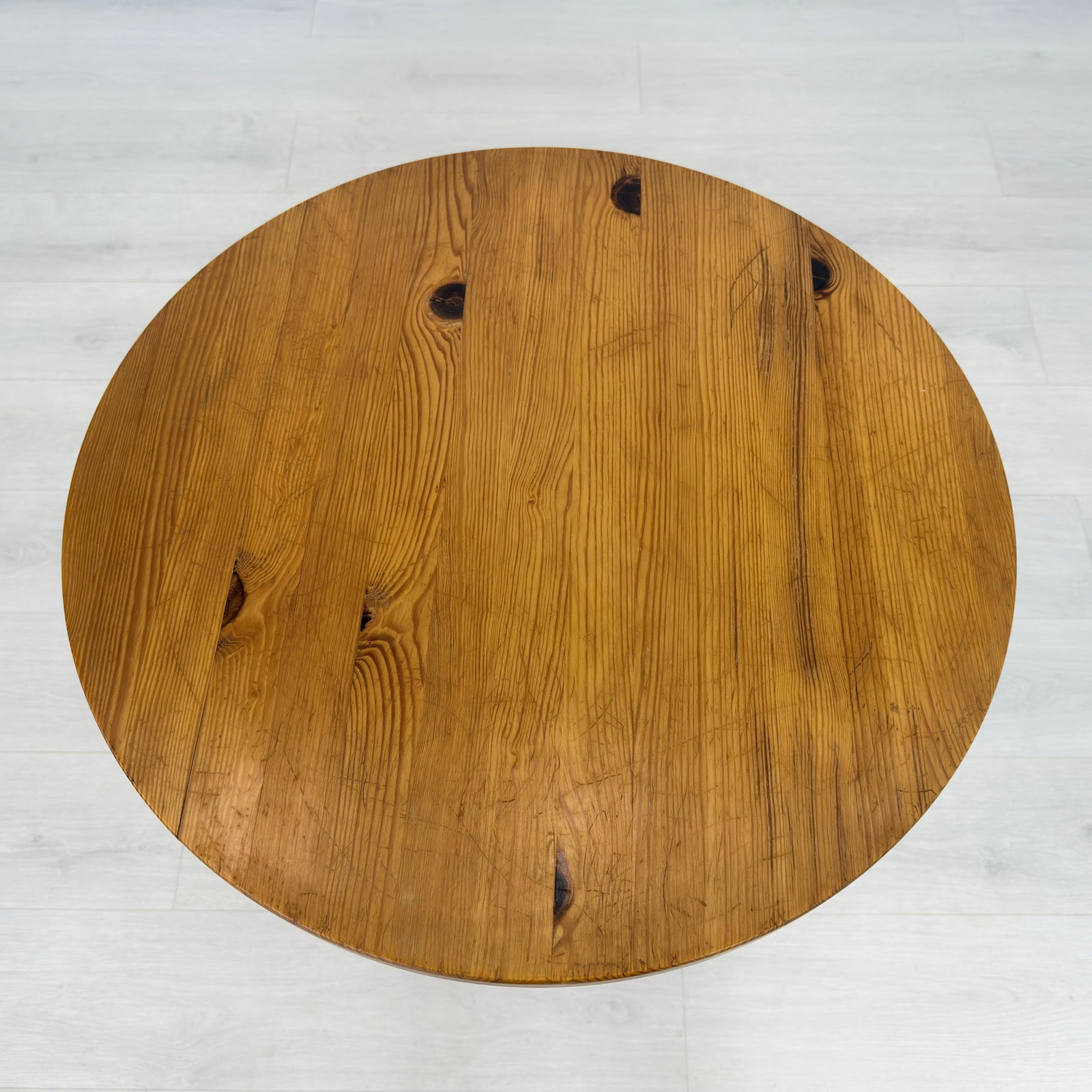 SCANDINAVIAN PINE BREAKFAST TABLE - 5