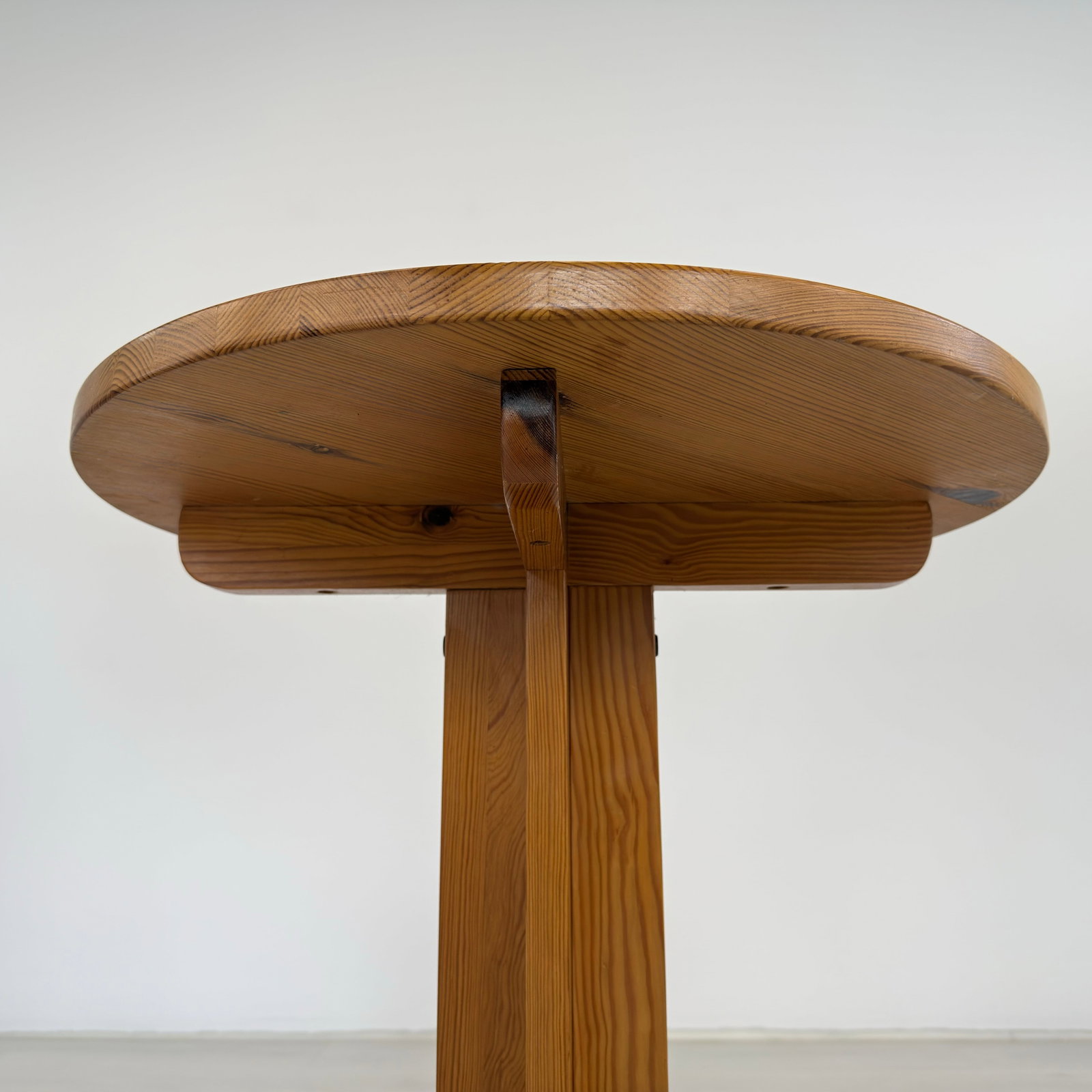 SCANDINAVIAN PINE BREAKFAST TABLE - 7