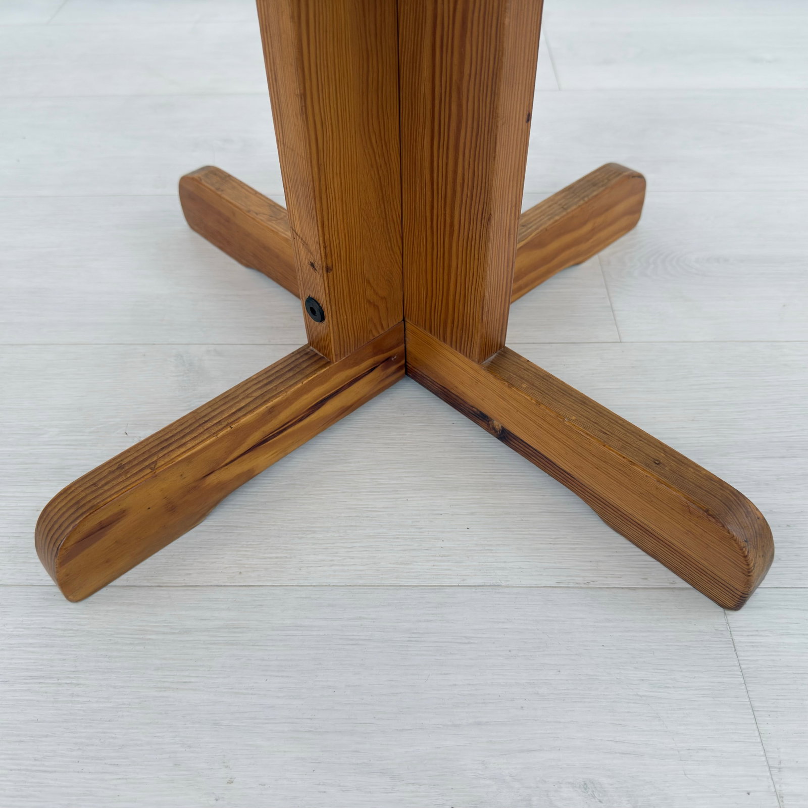 SCANDINAVIAN PINE BREAKFAST TABLE - 8