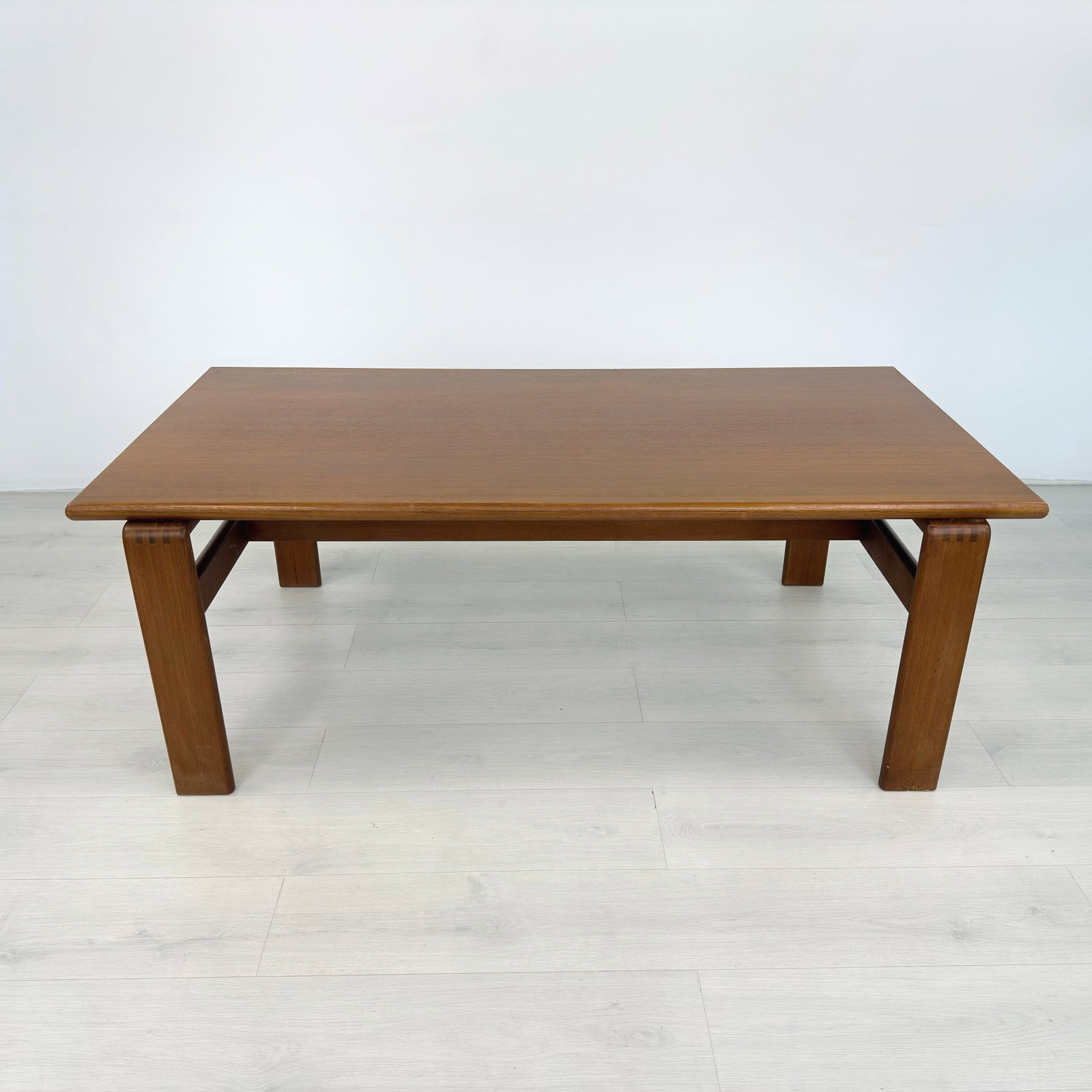 DANISH KOMFORT COFFEE TABLE - 3
