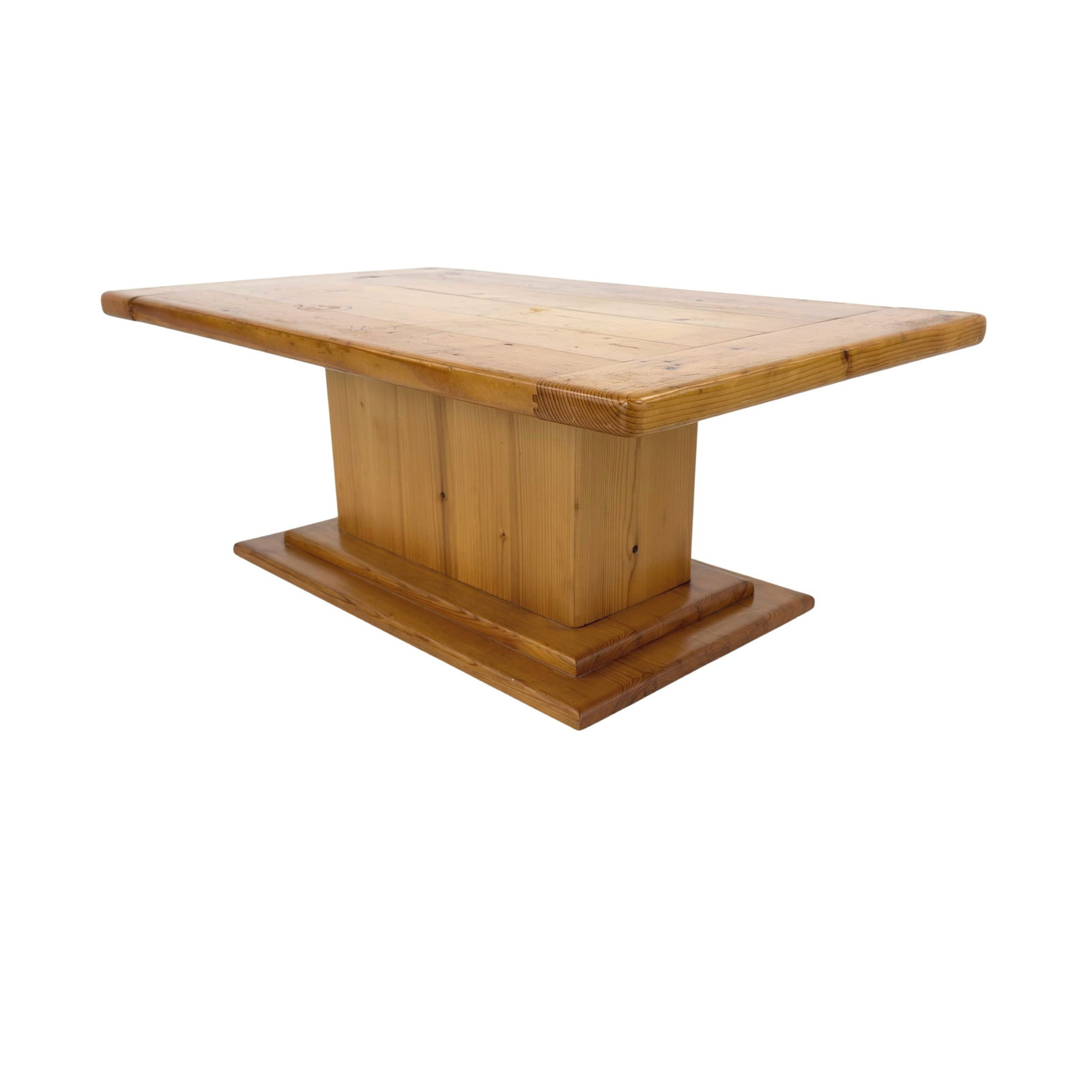 SCANDINAVIAN COFFEE TABLE (1 of 11)