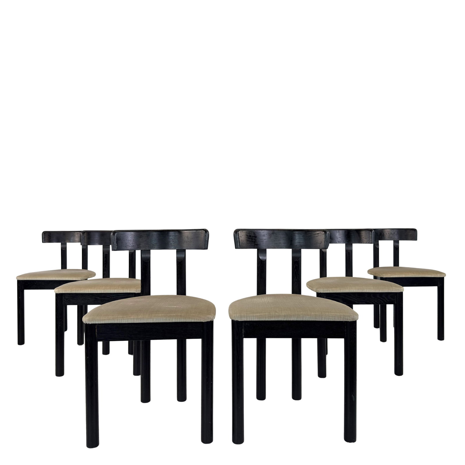 (6) LÜBKE DINING CHAIRS: Dimensions: H 30.5” x W 18” x D 19” x SH 19”. Set of 6 Vintage German dining chairs by Lübke with curved black lacquered backrests and beige fabric seats.