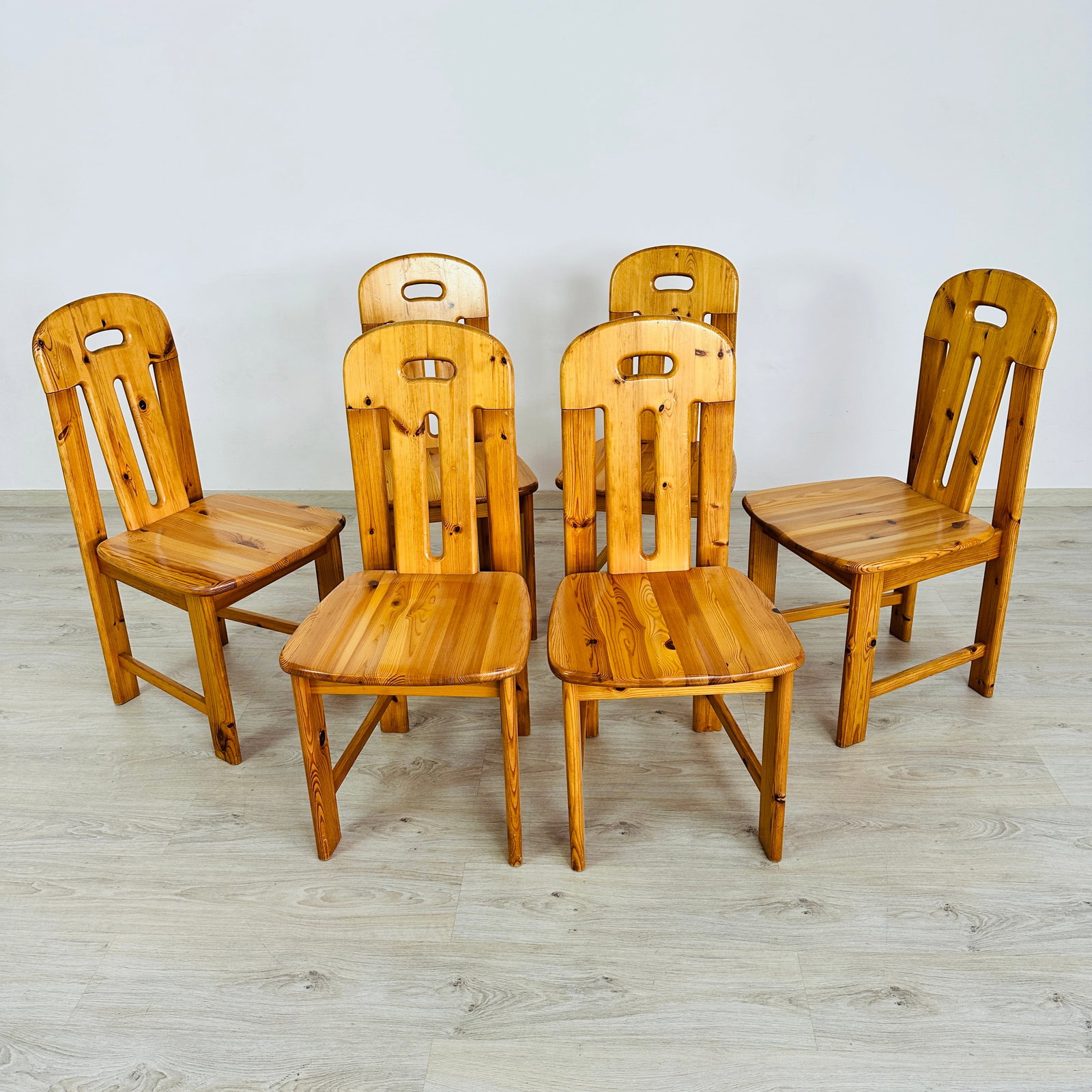 (6) EFFEZETA PINE DINING CHAIRS - 4