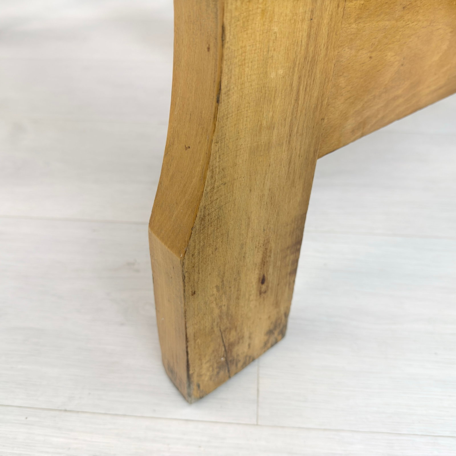SCANDINAVIAN BRUTALIST BREAKFAST TABLE - 10