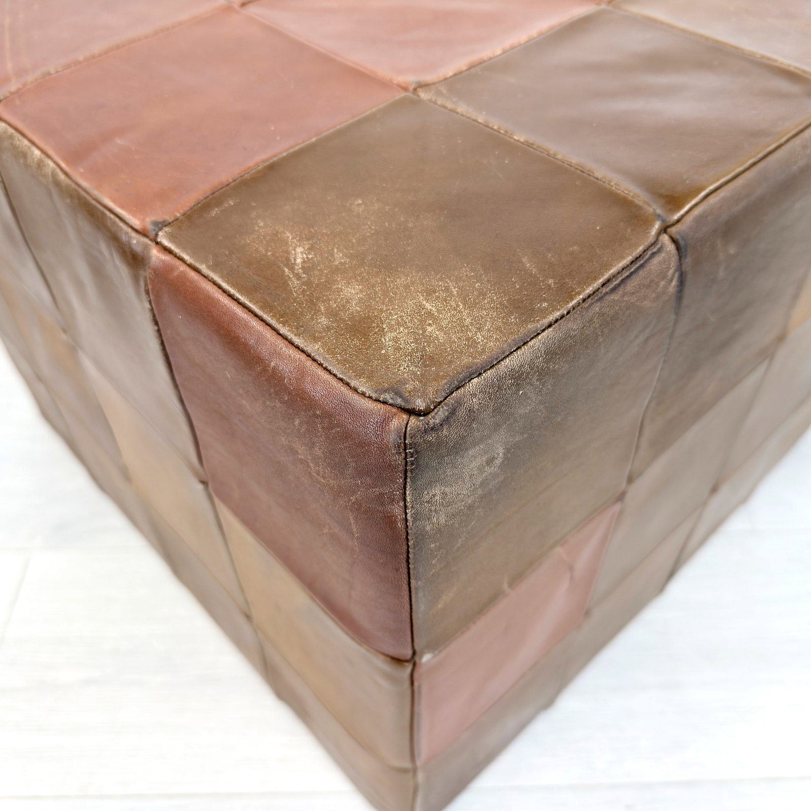 DE SEDE LEATHER POUF - 8