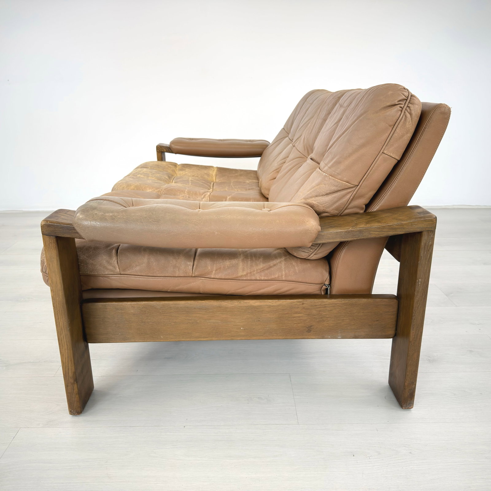 CARL STRAUB LEATHER SOFA - 6