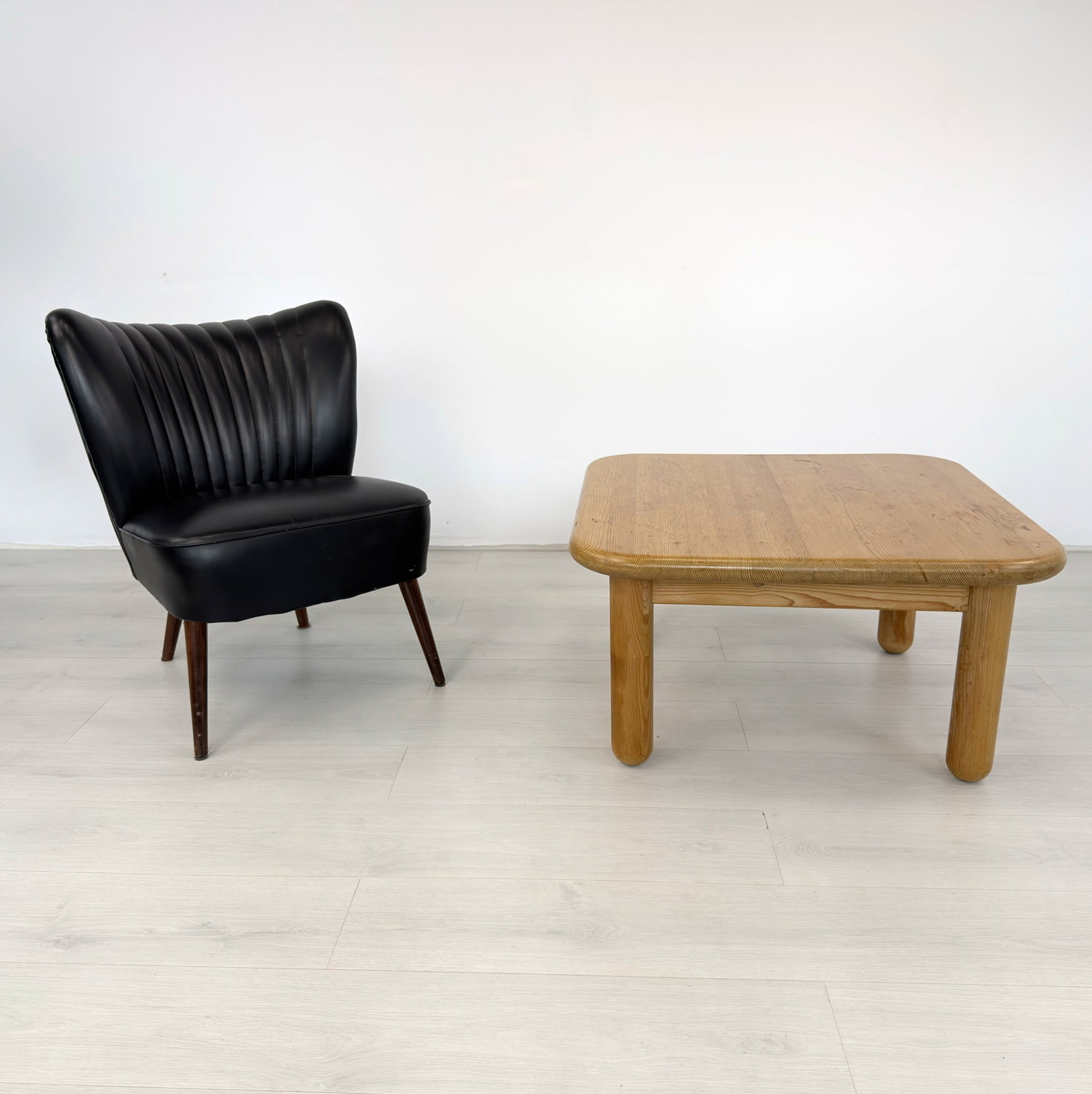 SCANDINAVIAN PINE COFFEE TABLE, 1970s - 10