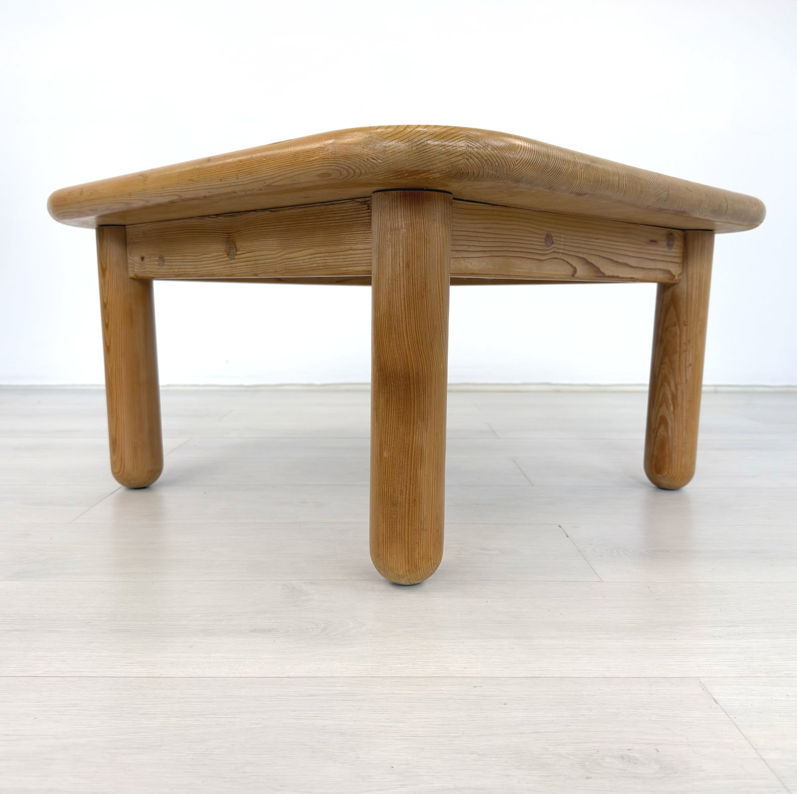 SCANDINAVIAN PINE COFFEE TABLE, 1970s - 6