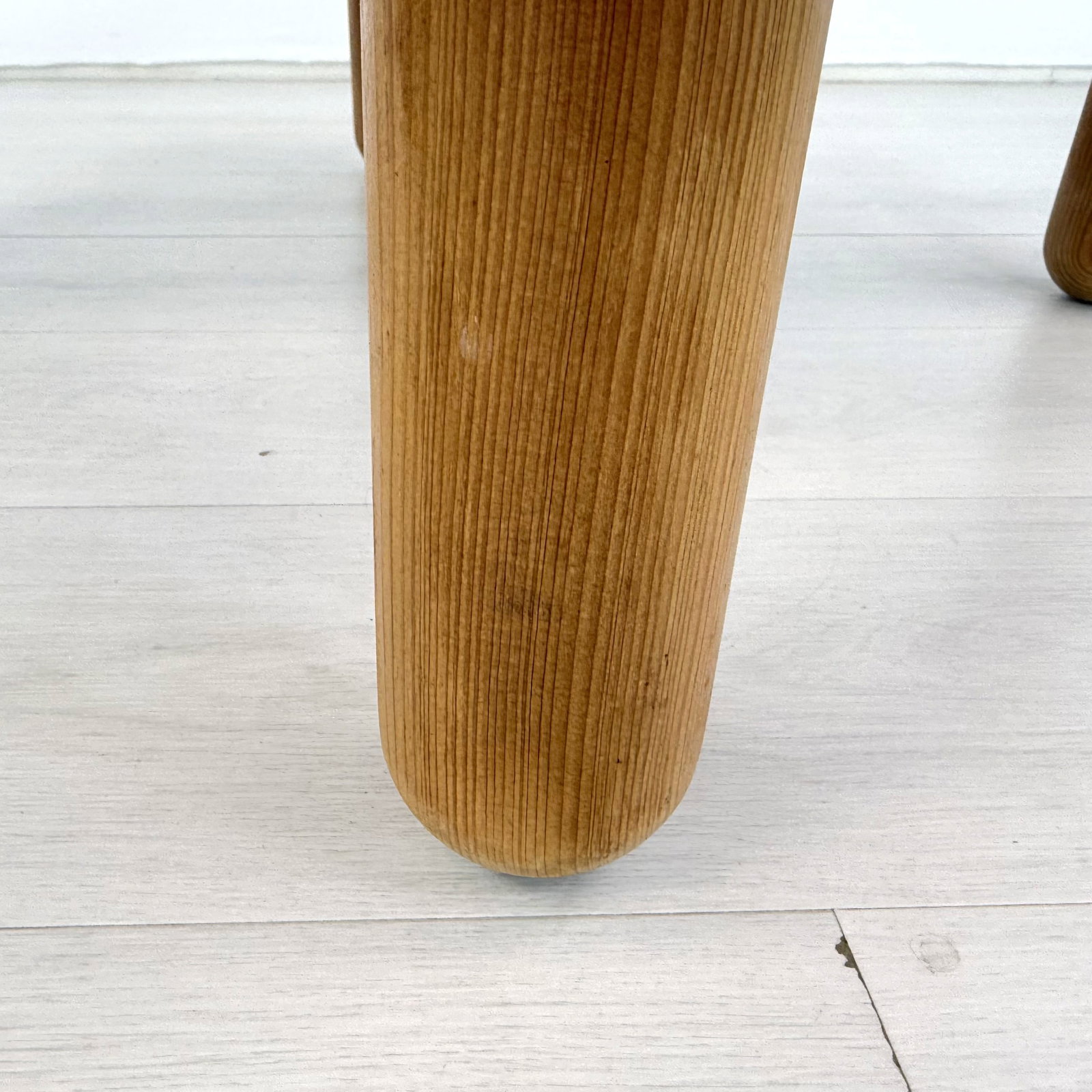 SCANDINAVIAN PINE COFFEE TABLE, 1970s - 9