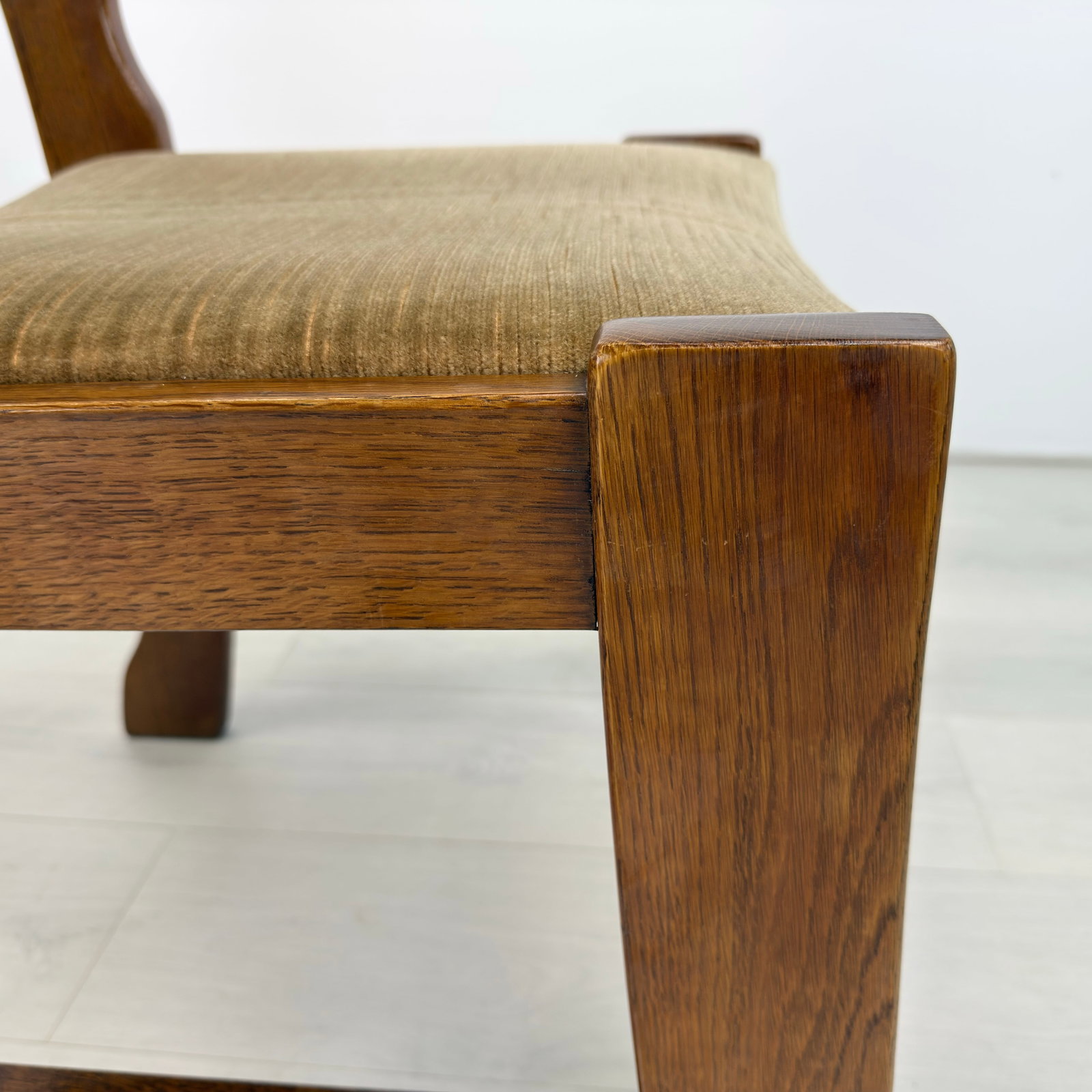 (4) BRUTALIST RAZOR BLADE DINING CHAIRS - 11