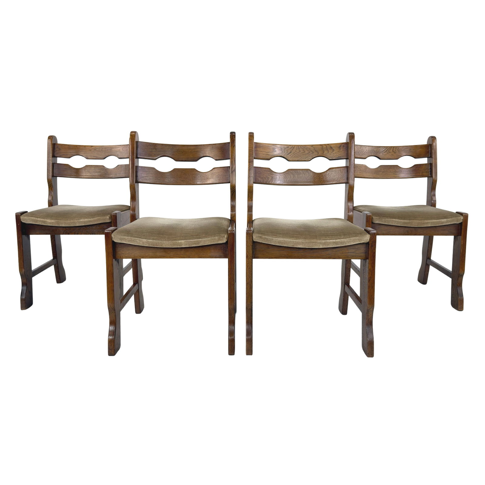 (4) BRUTALIST RAZOR BLADE DINING CHAIRS: Dimensions: H 33” x W 18.5” x D 21.5” x SH 18.5”. Set of 4 Vintage Brutalist oak Razor Blade dining chairs with original brown fabric seats.