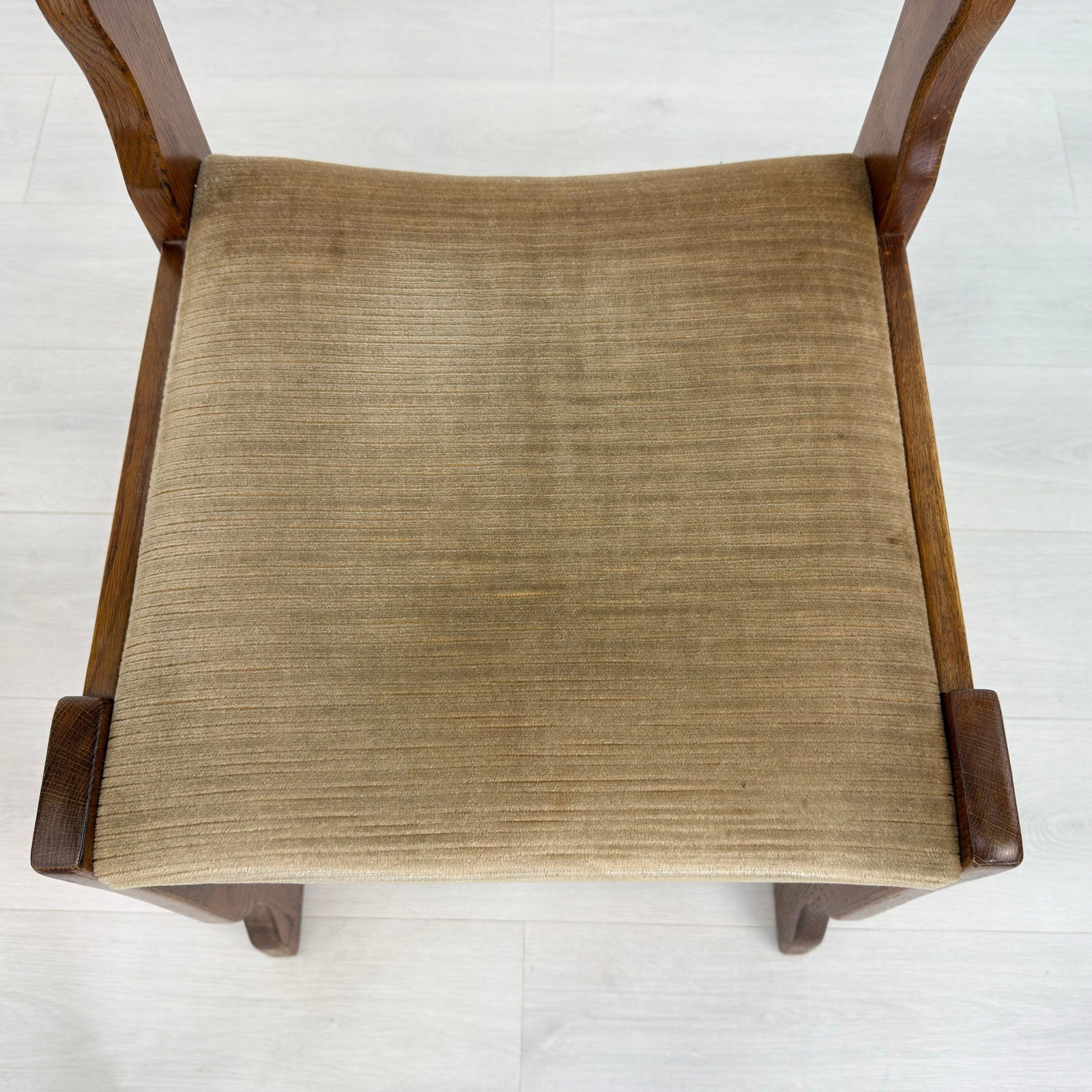 (4) BRUTALIST RAZOR BLADE DINING CHAIRS - 8