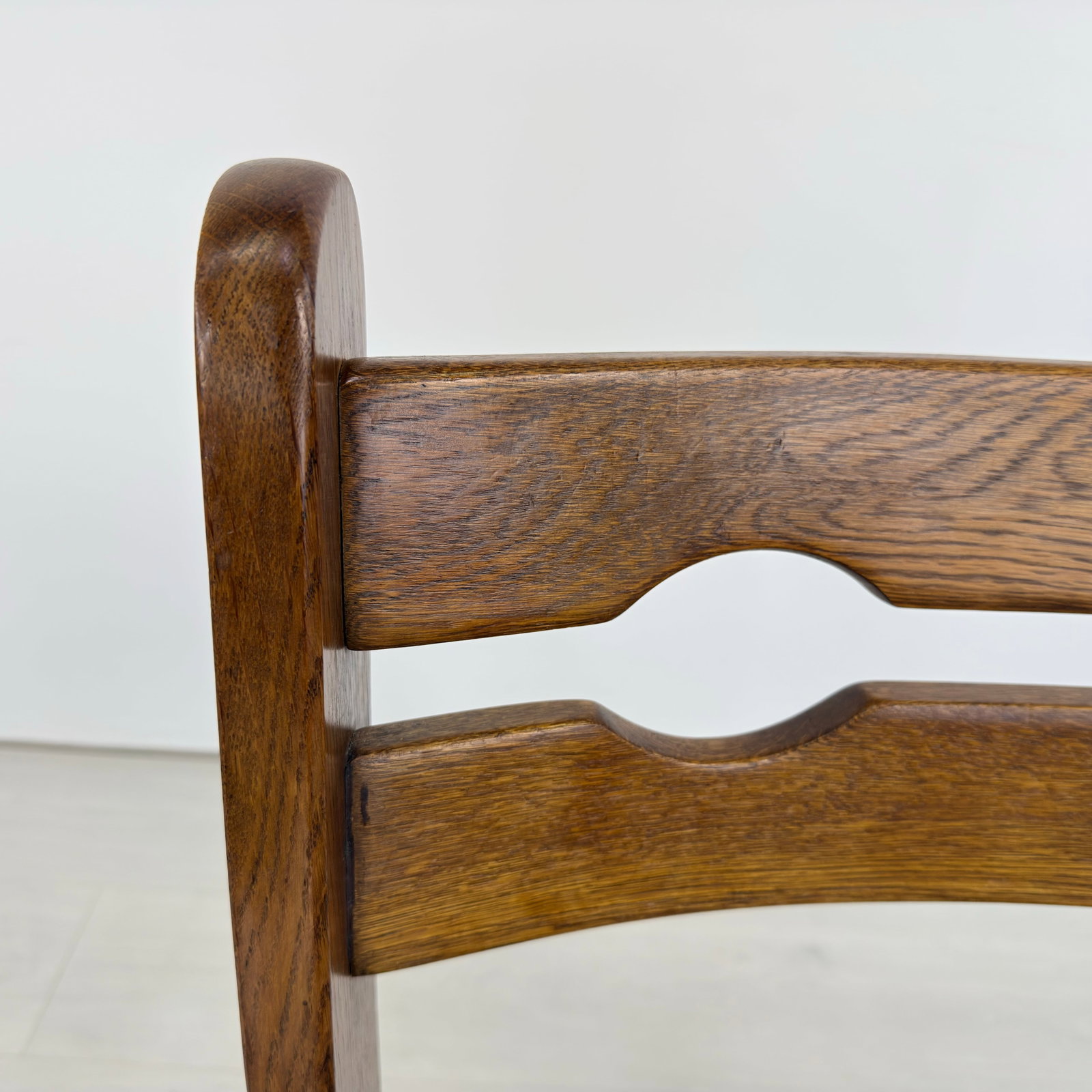 (4) BRUTALIST RAZOR BLADE DINING CHAIRS - 9