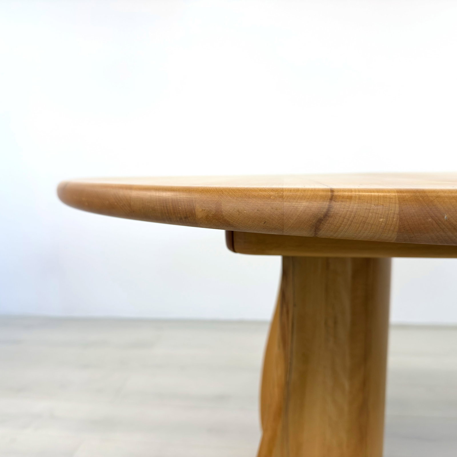 DUTCH EXTENDABLE DINING TABLE - 12