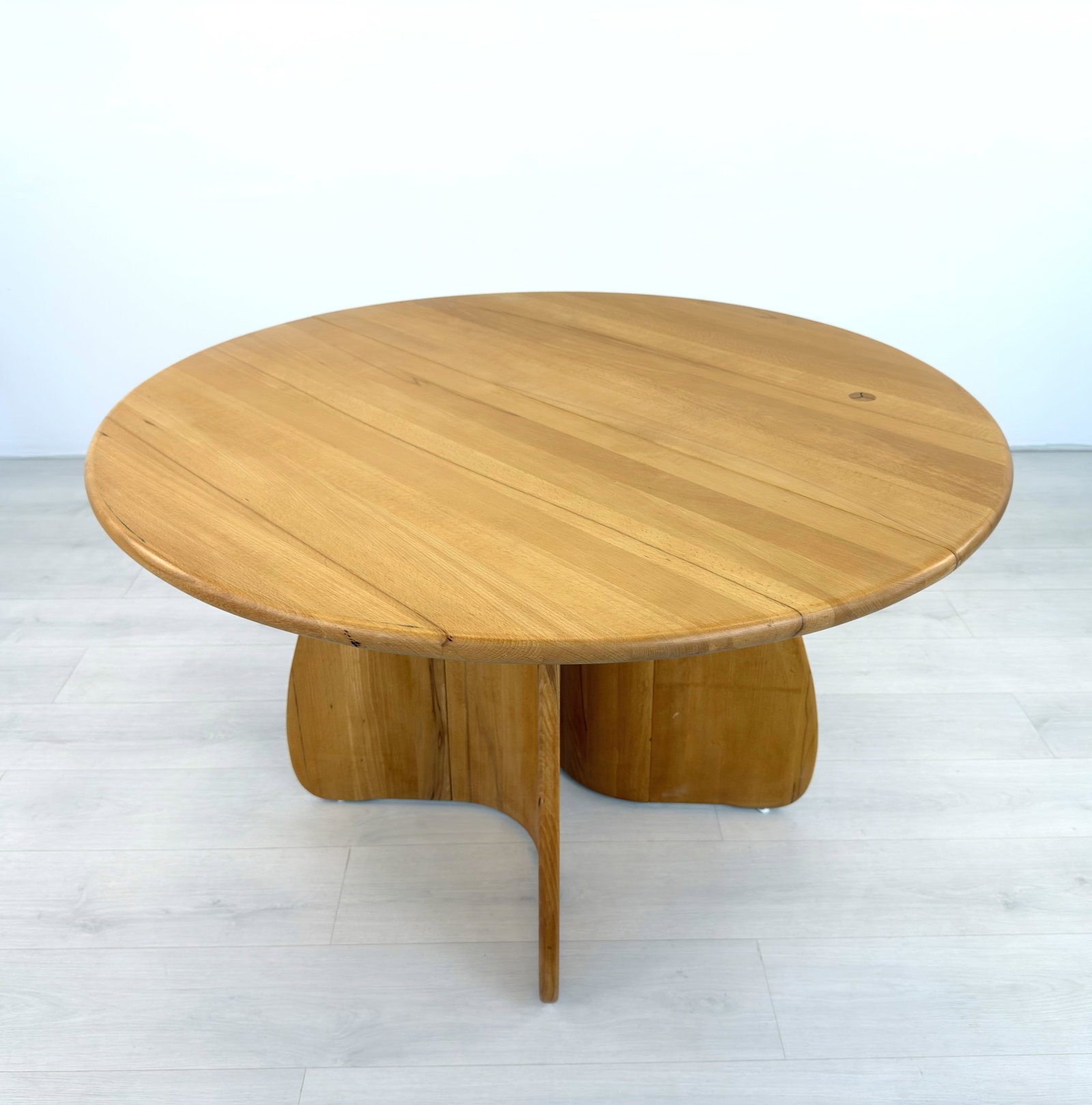 DUTCH EXTENDABLE DINING TABLE - 2
