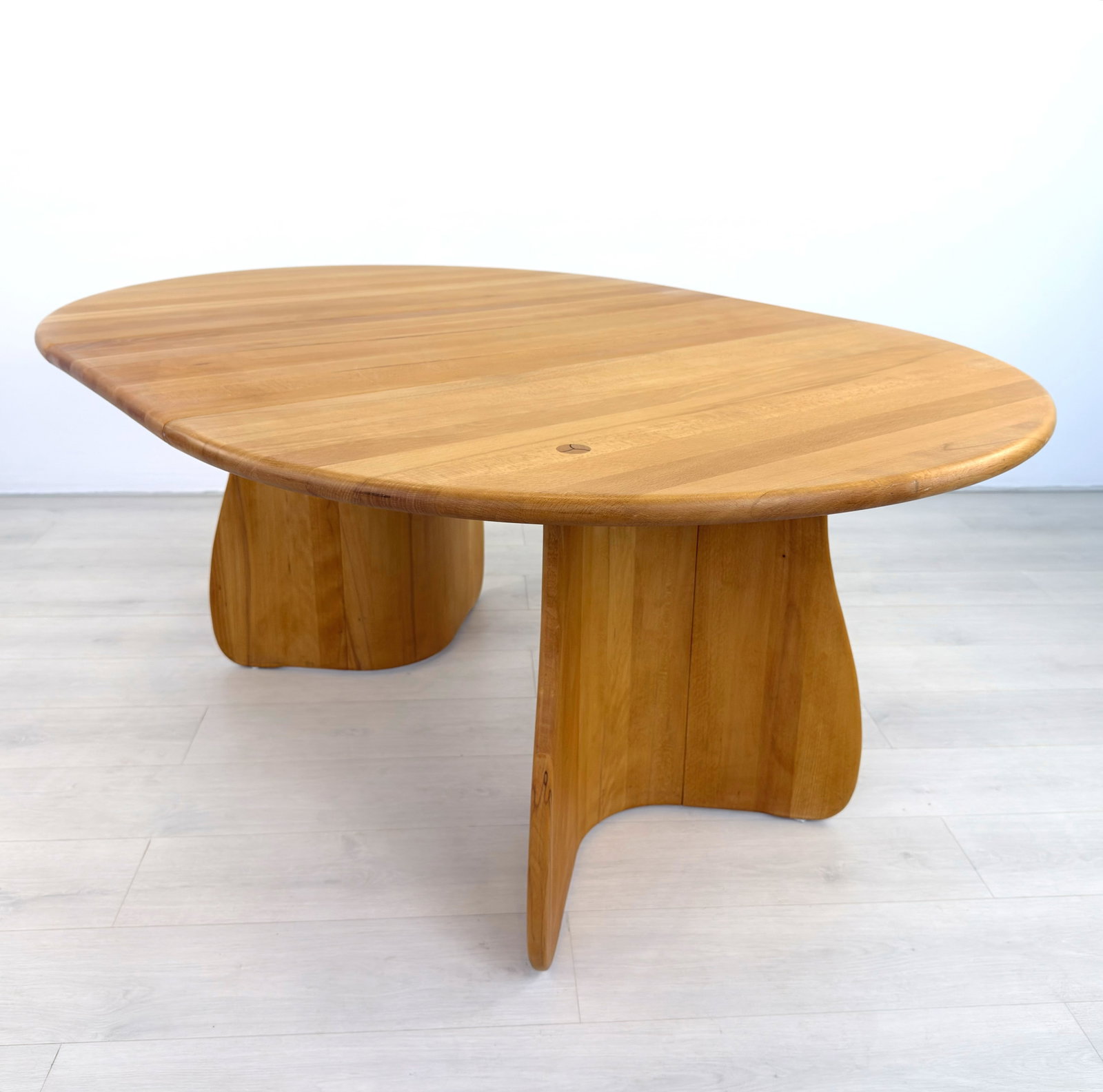 DUTCH EXTENDABLE DINING TABLE - 9