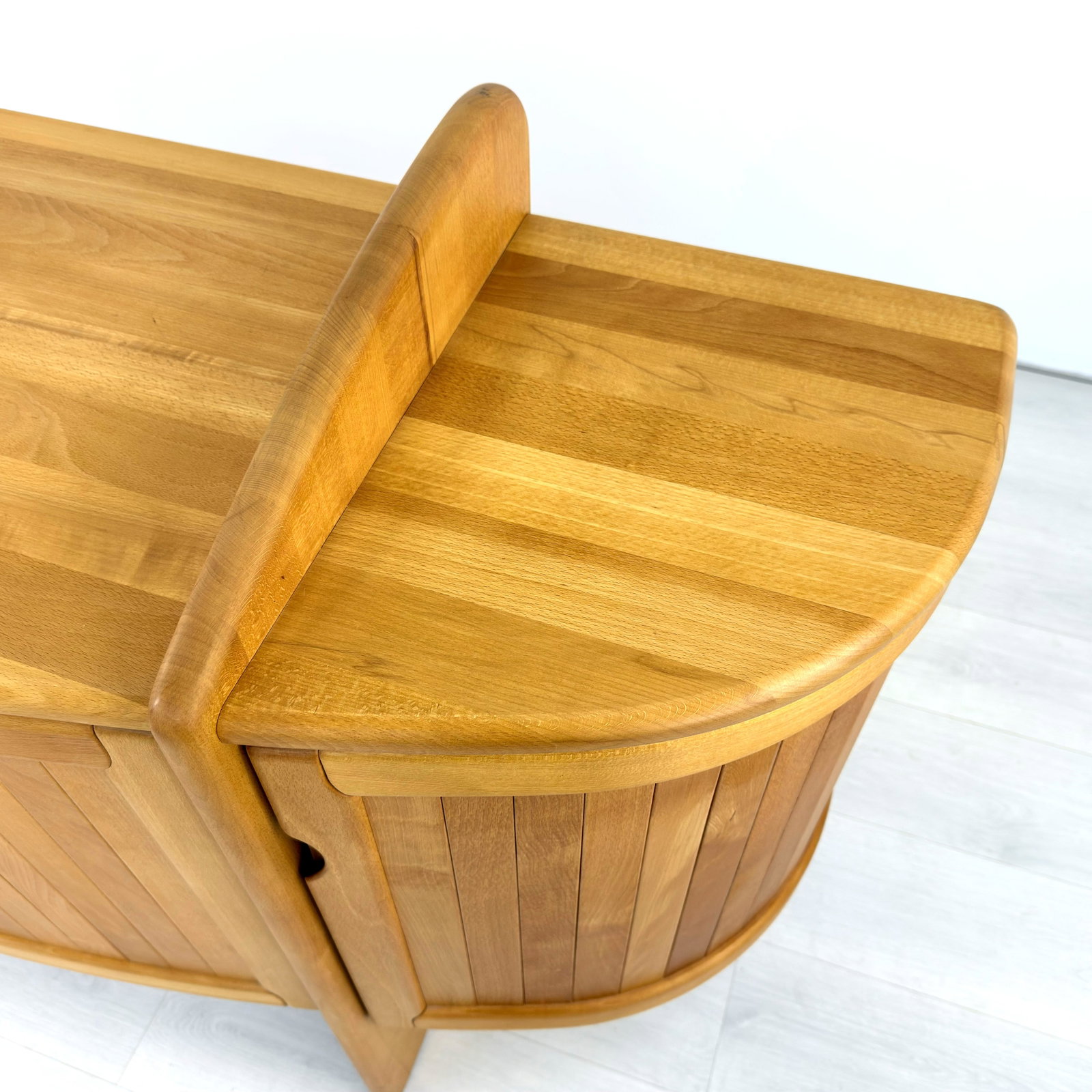 DUTCH CURVED SIDEBOARD - 11