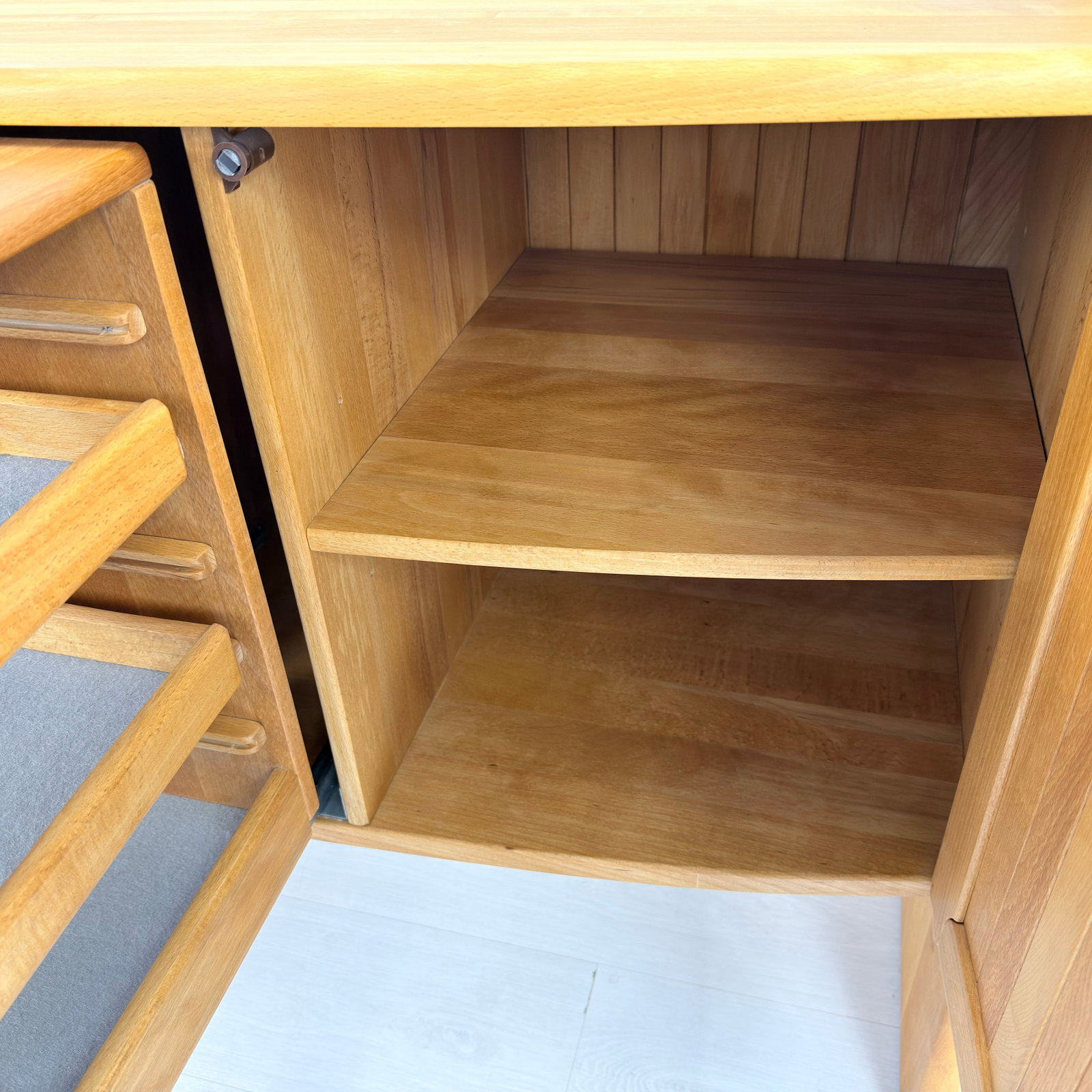 DUTCH CURVED SIDEBOARD - 15