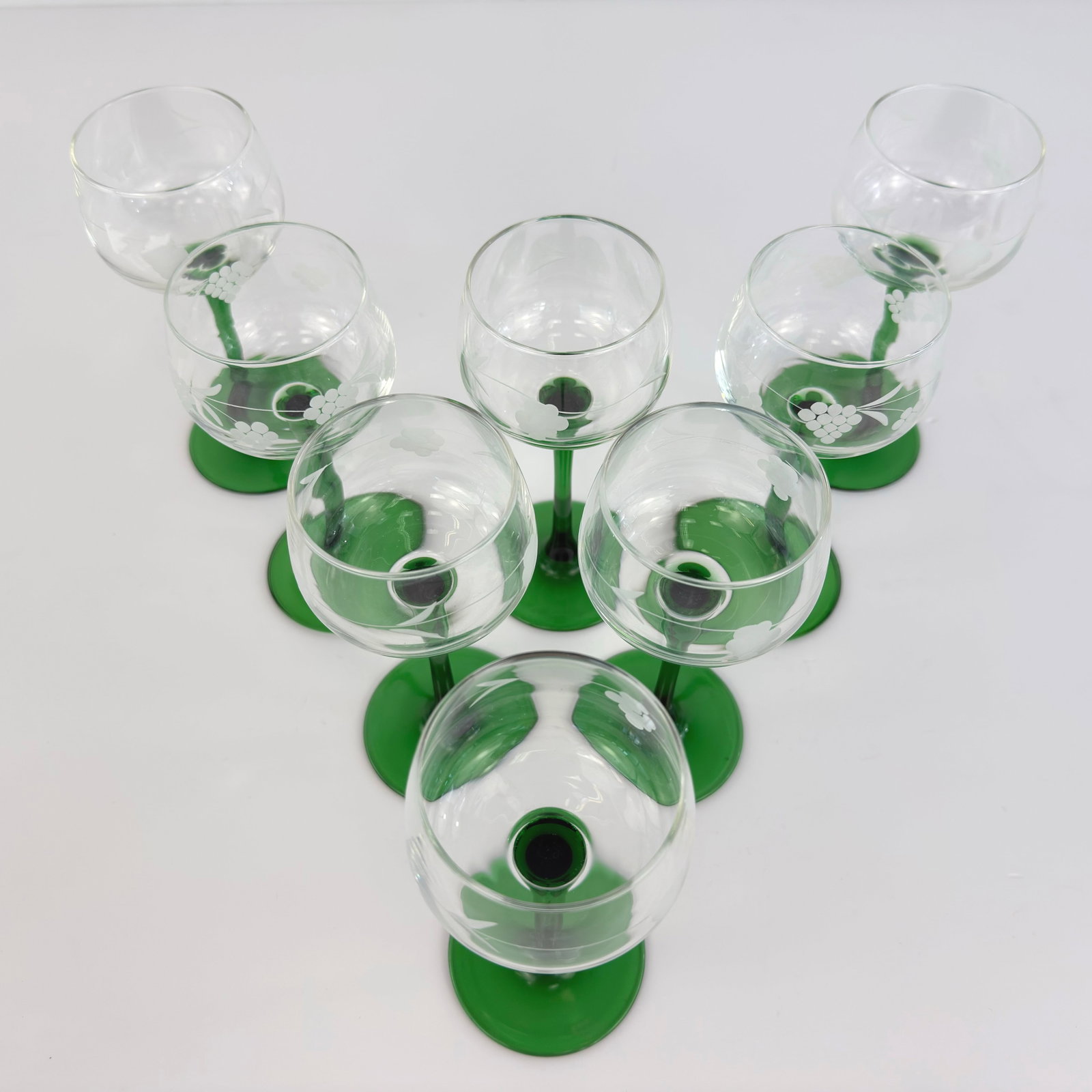 (8) LUMINARC WINE GLASSES - 5