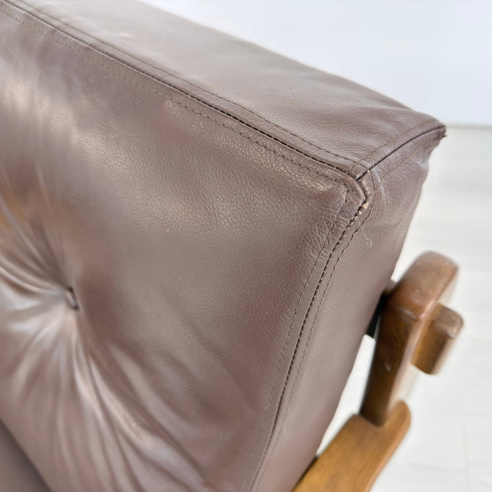 BRUTALIST LEATHER ARMCHAIRS, A PAIR - 11