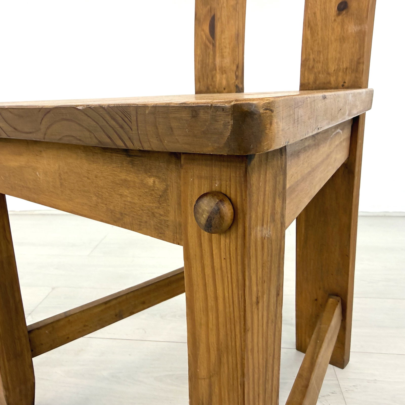(4) BRUTALIST DINING CHAIRS - 10