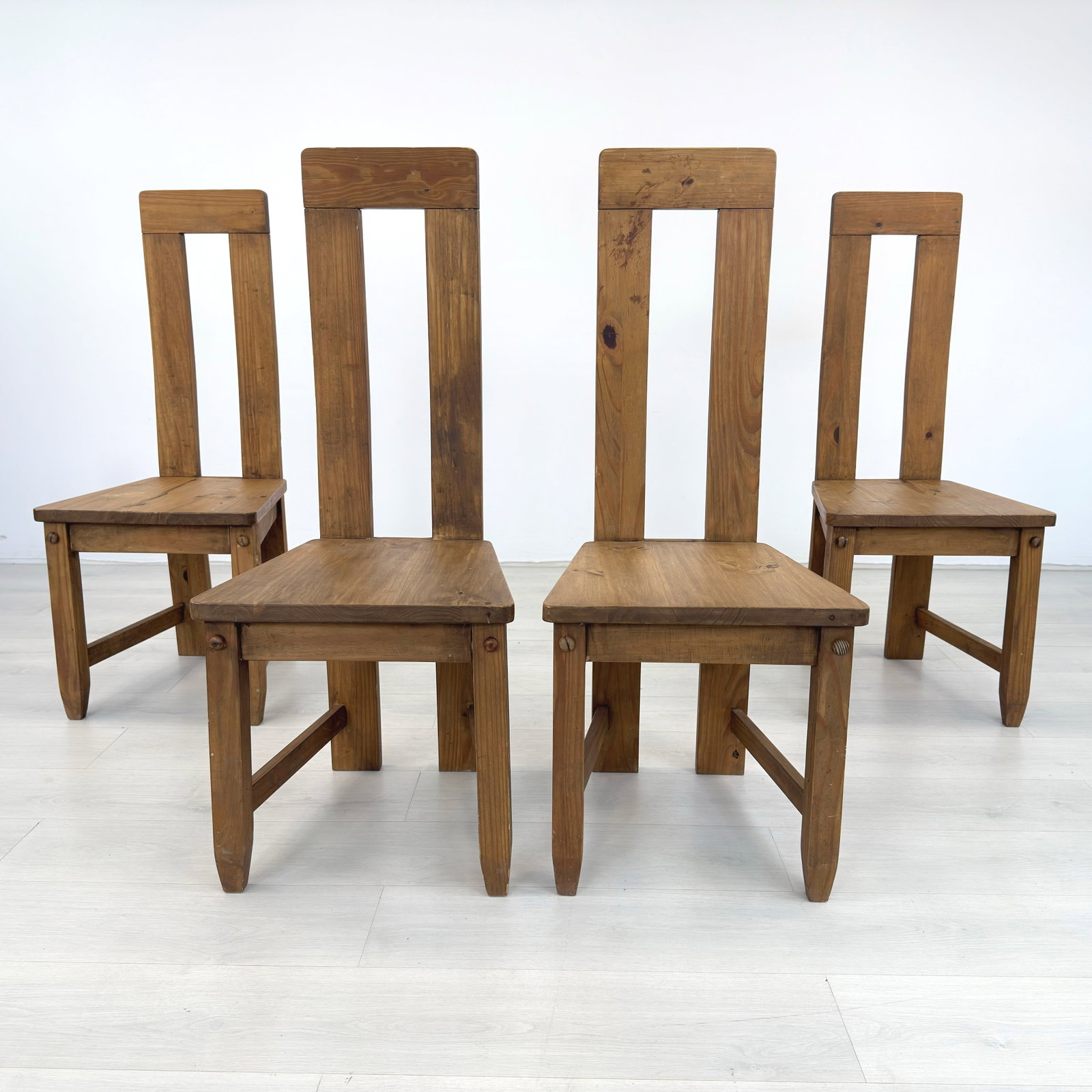 (4) BRUTALIST DINING CHAIRS - 3