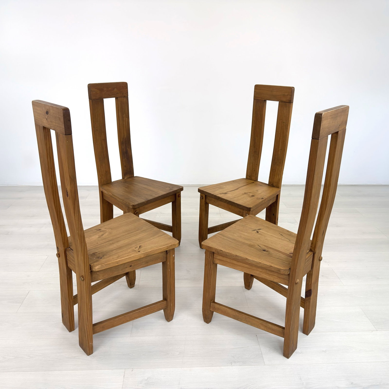 (4) BRUTALIST DINING CHAIRS - 5