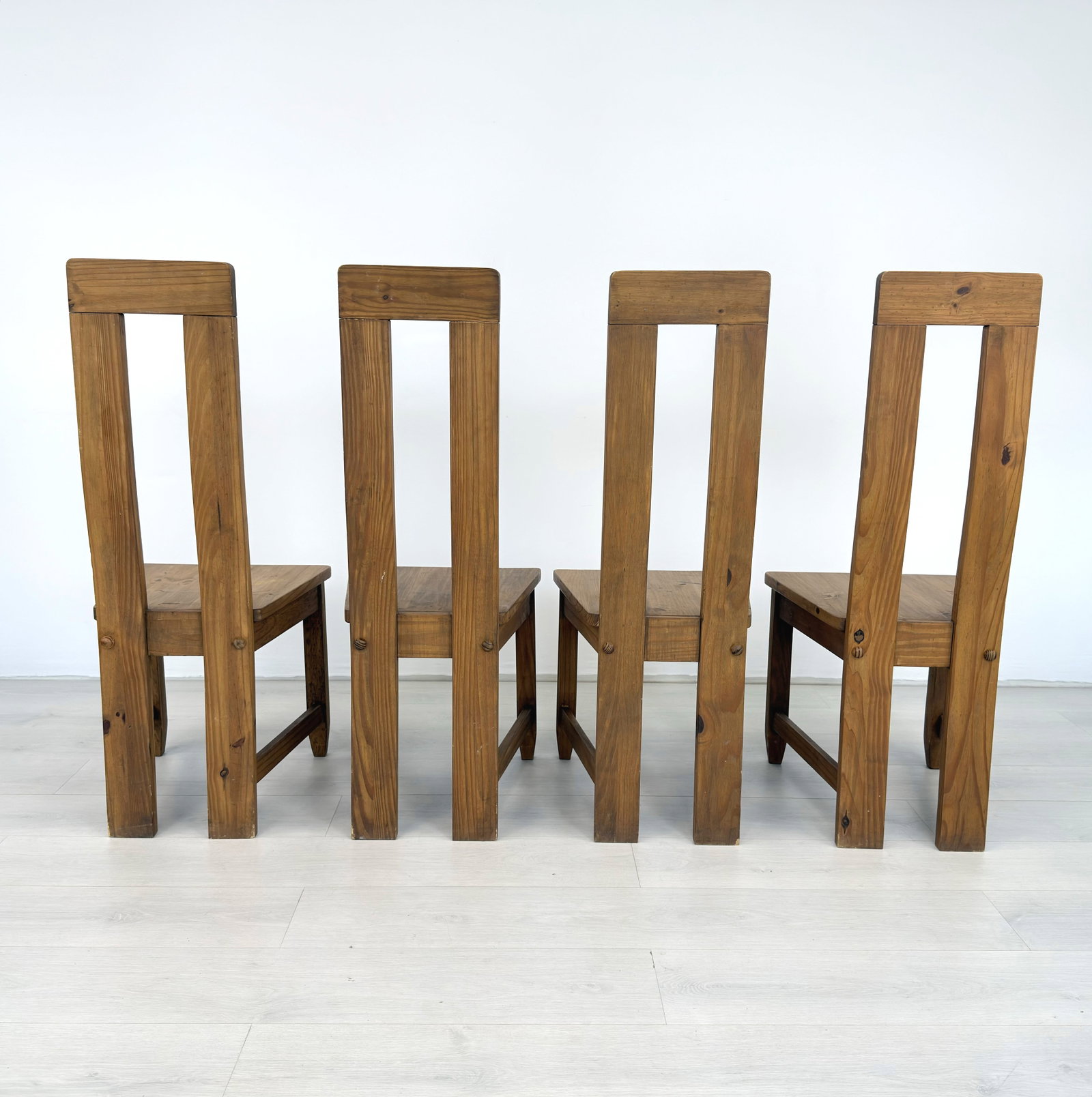 (4) BRUTALIST DINING CHAIRS - 6