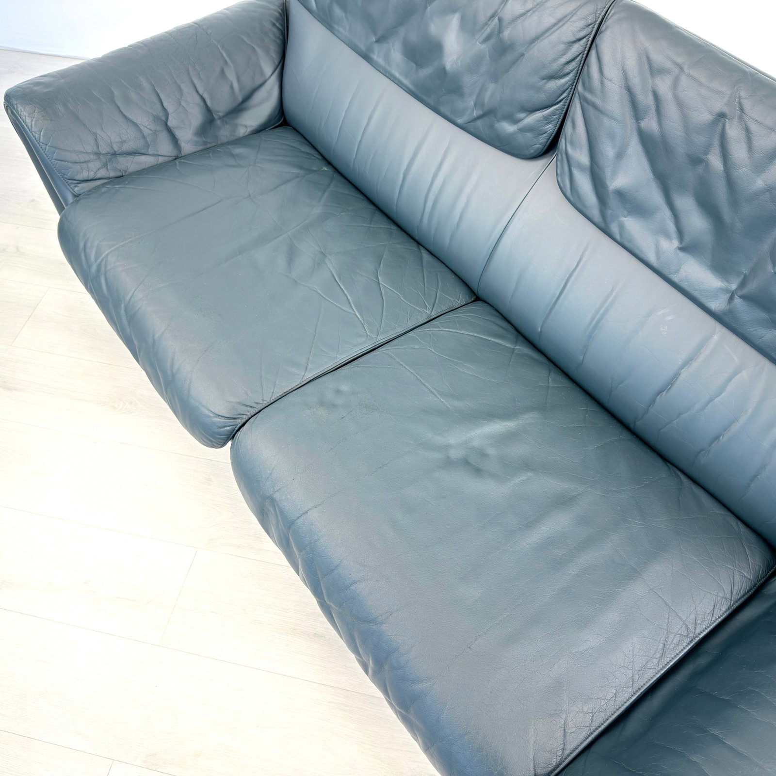 DE SEDE DS 2011 LEATHER SOFA - 10