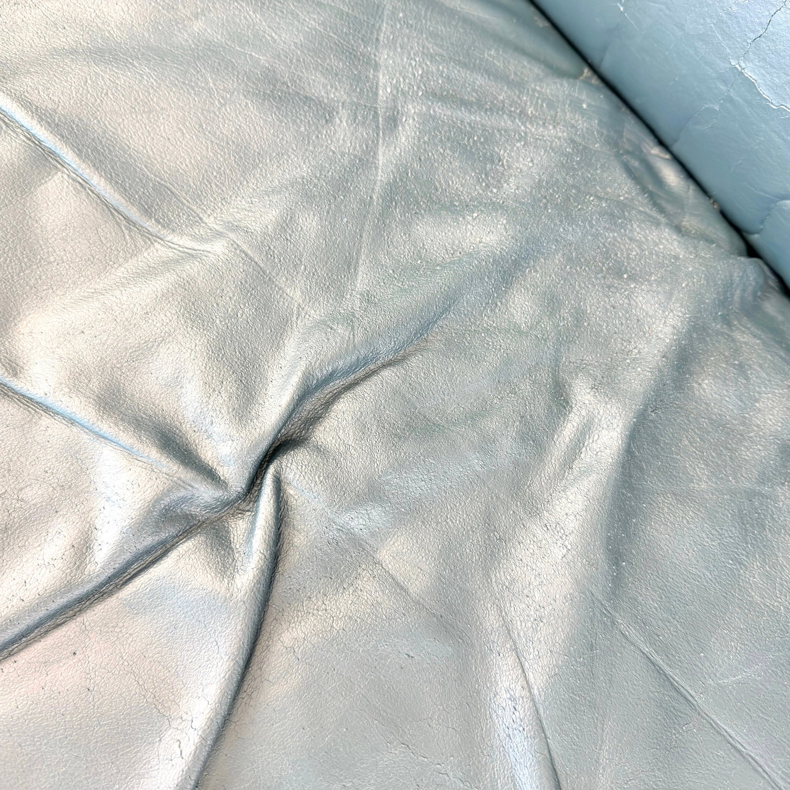 DE SEDE DS2011 LEATHER SOFA - 12