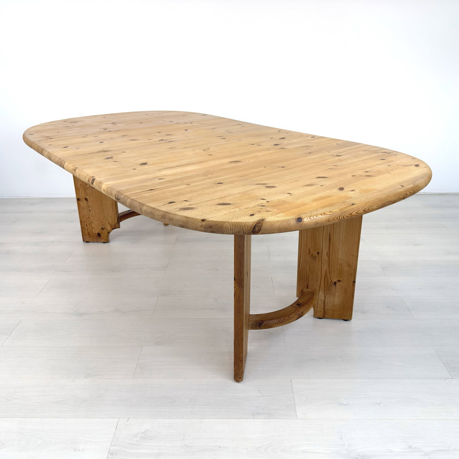 RAINER DAUMILLER EXTENDABLE DINING TABLE - 6
