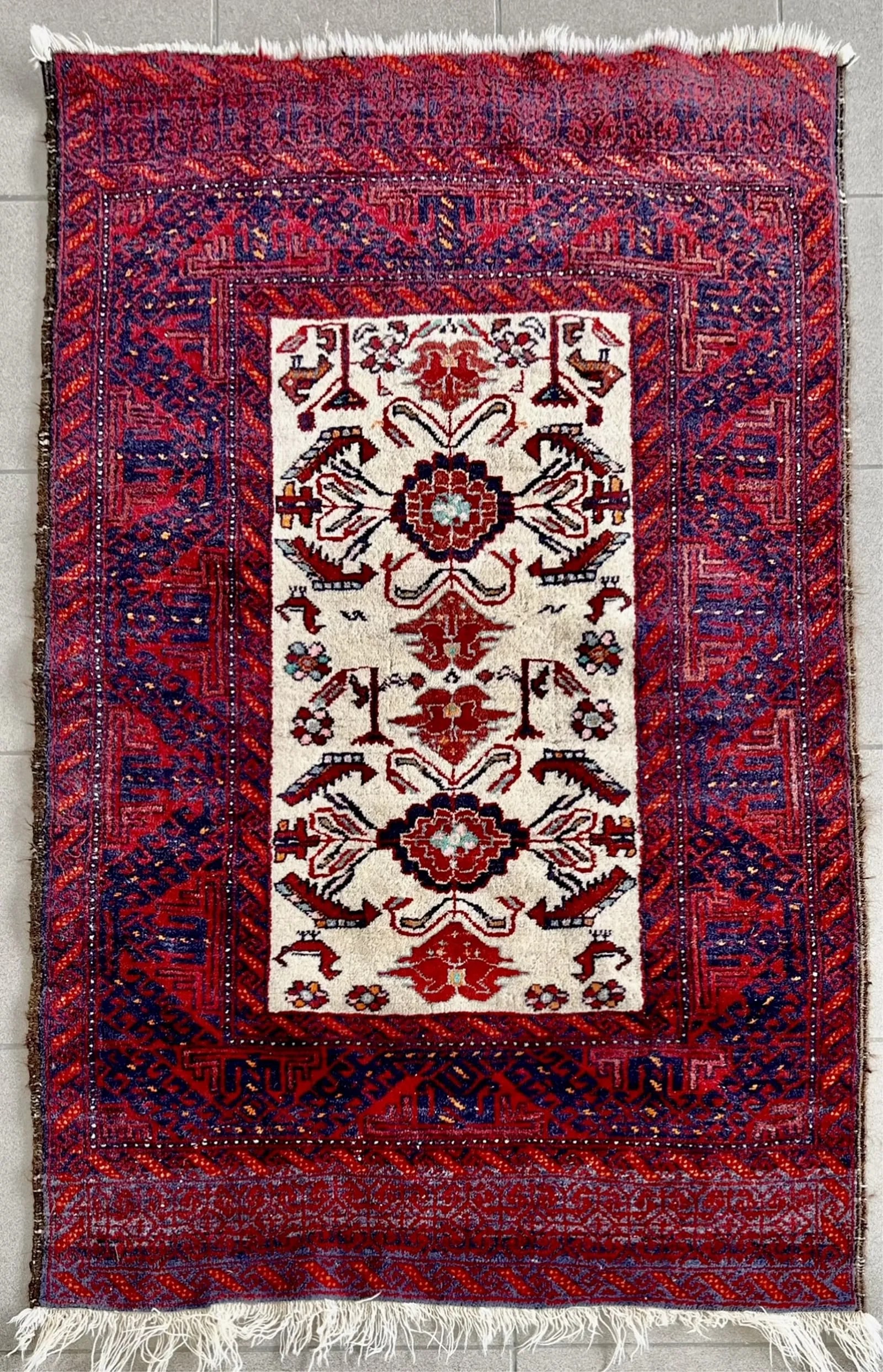 VINTAGE AFGHAN WOOL RUG (1 of 4)
