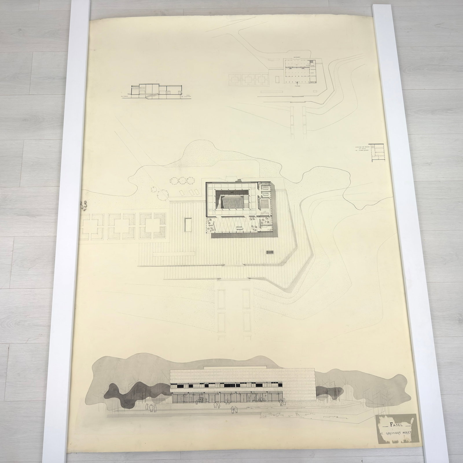 VINTAGE ARCHITECTURAL DESIGN - 2