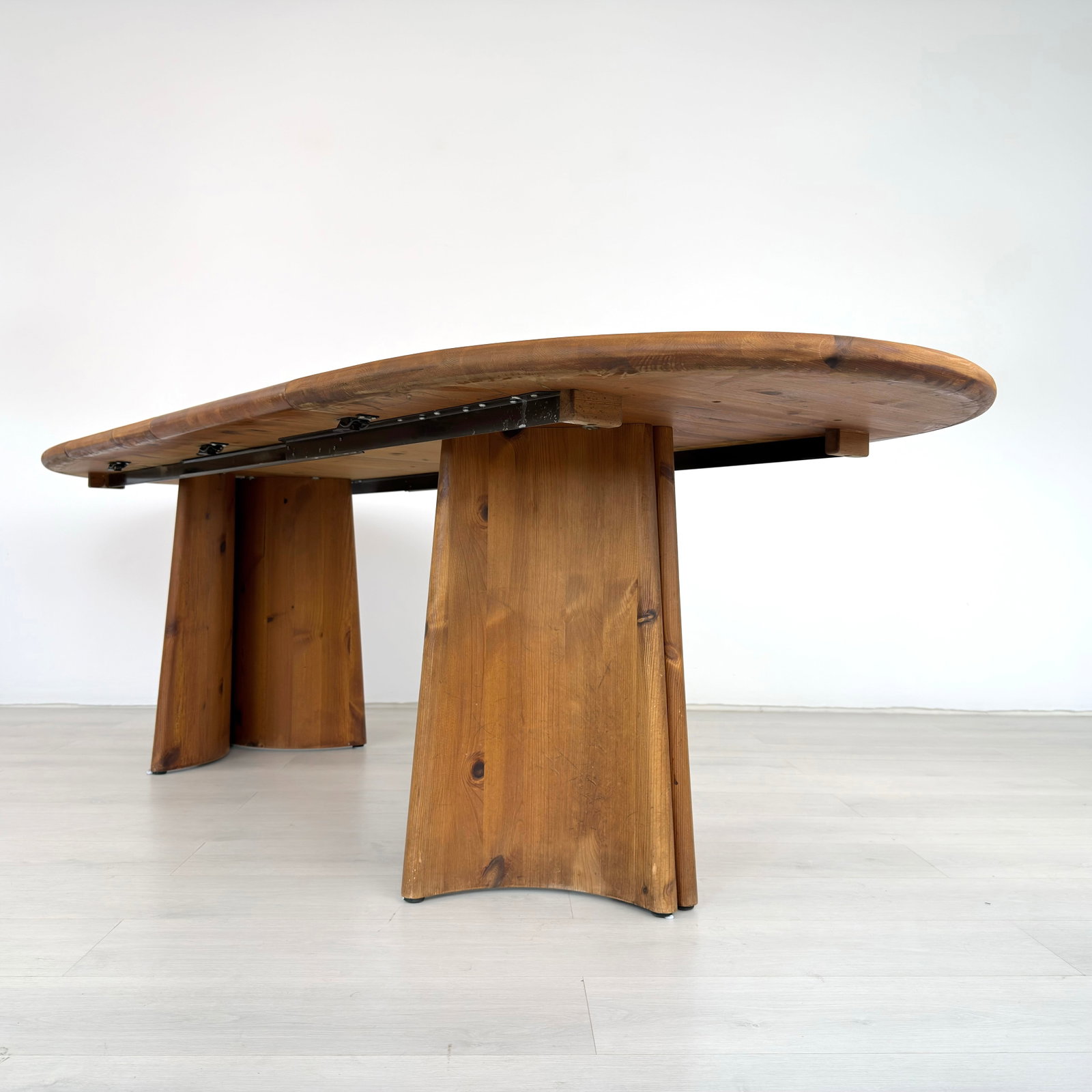 NIELS KOEFOED EXTENDABLE DINING TABLE - 7