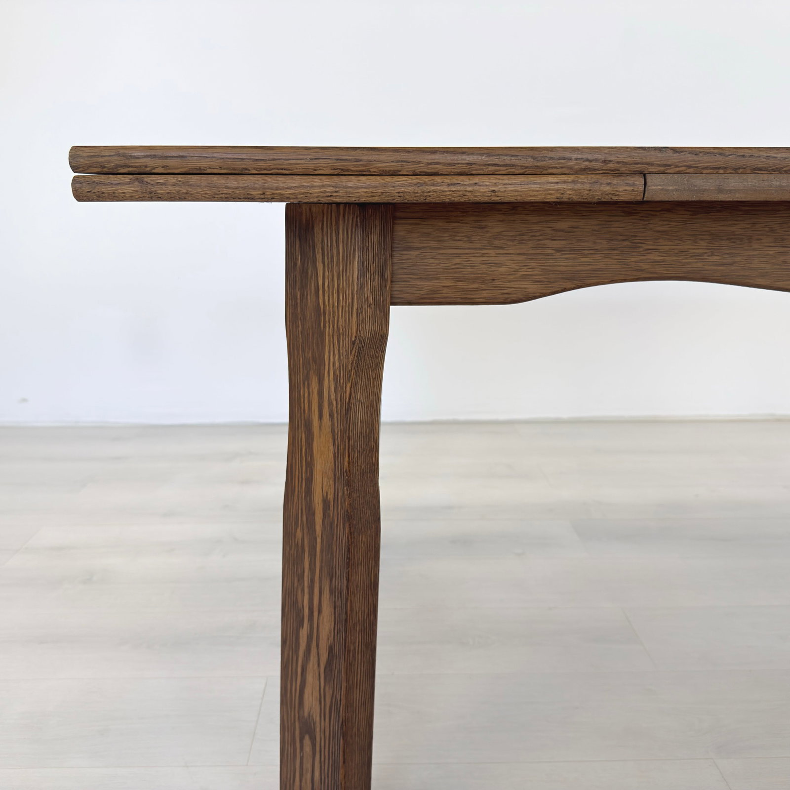 BRUTALIST EXTENDABLE DINING TABLE - 8