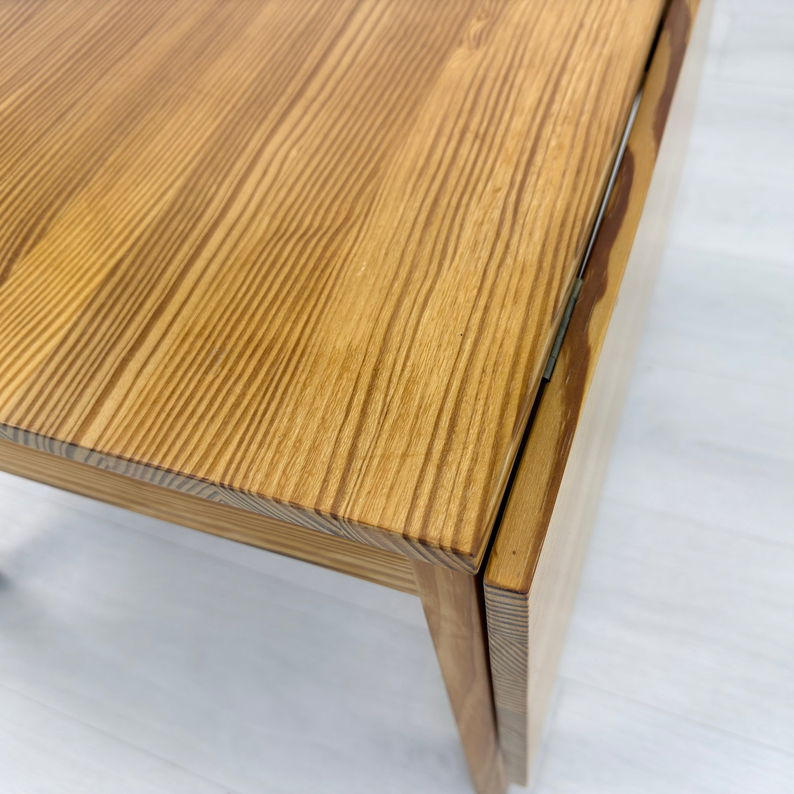 BERNT PETERSEN DROP-LEAF COFFEE TABLE - 11