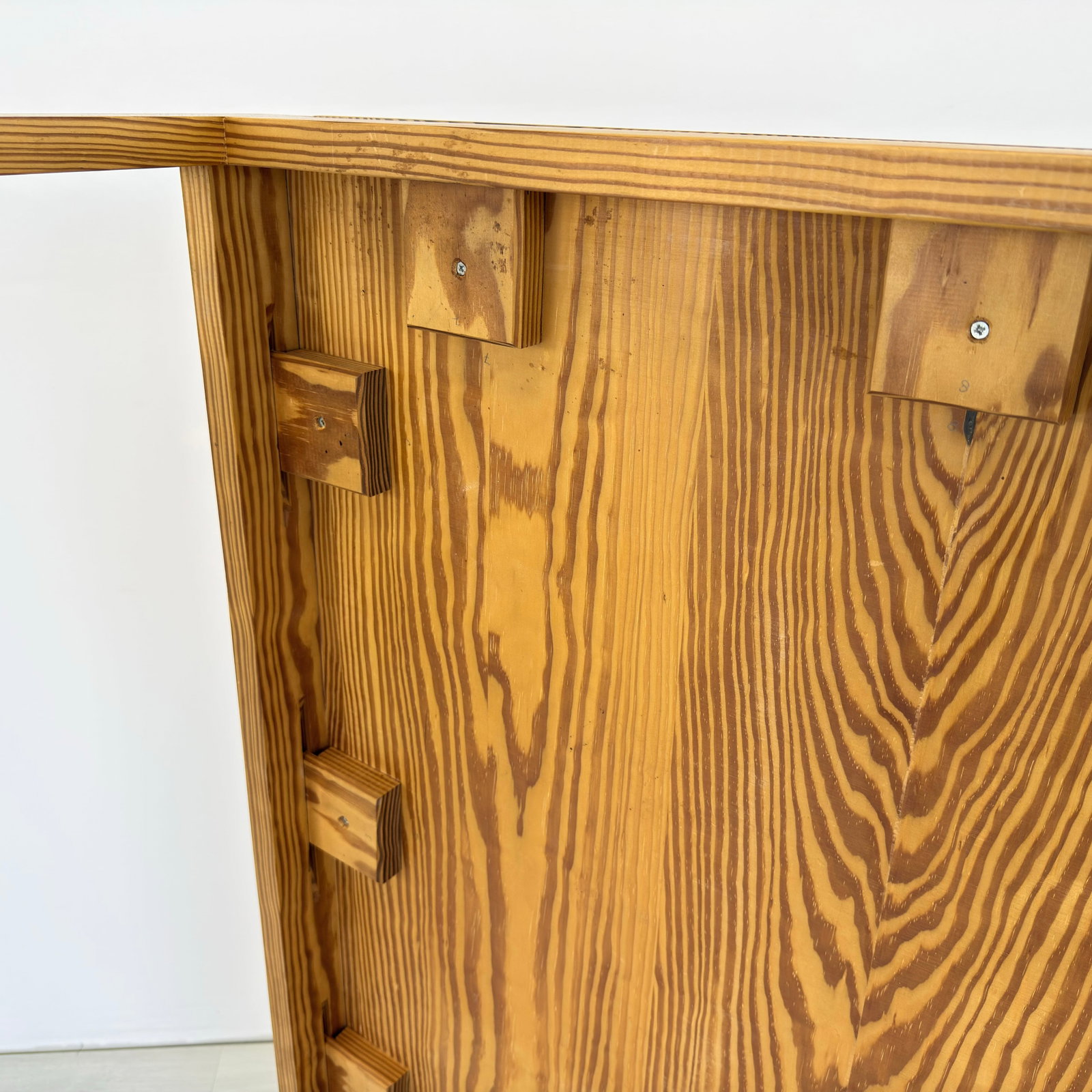 BERNT PETERSEN COFFEE TABLE - 8